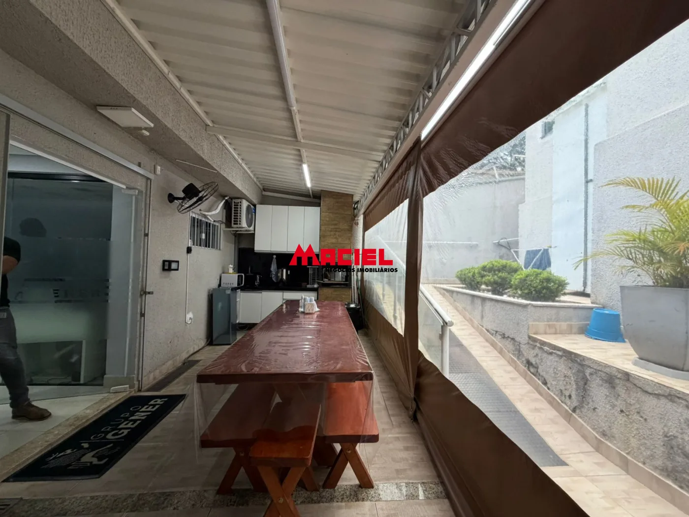 Comprar Comercial / Pr&eacute;dio em S&atilde;o Jos&eacute; dos Campos R$ 1.050.000,00 - Foto 14
