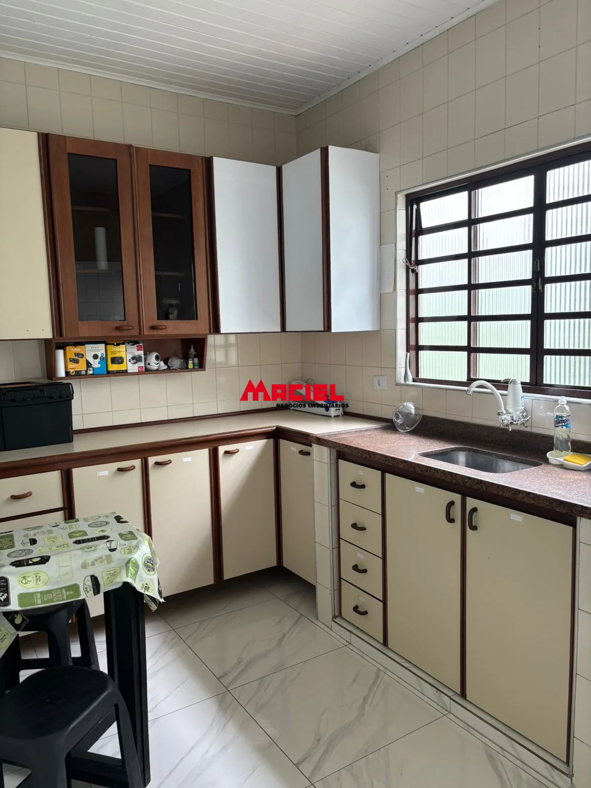 Alugar Casa / Padr&atilde;o em S&atilde;o Jos&eacute; dos Campos R$ 5.000,00 - Foto 8
