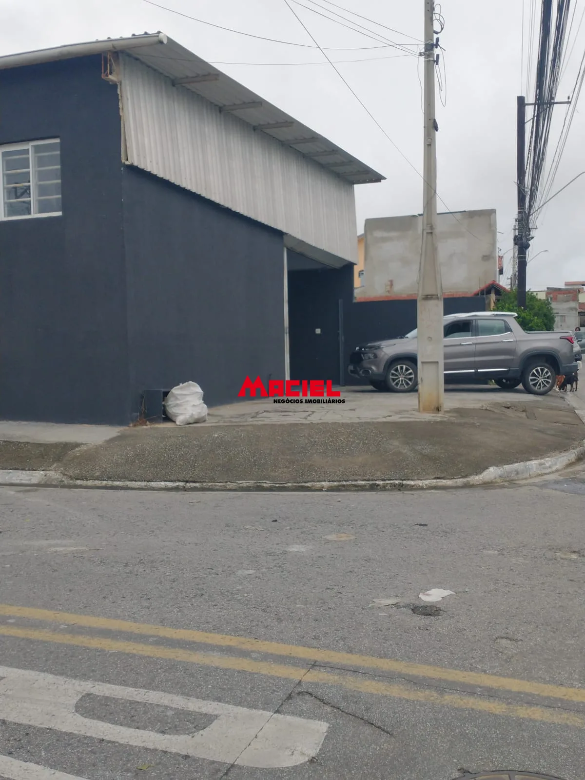 Alugar Comercial / Galp&atilde;o em S&atilde;o Jos&eacute; dos Campos R$ 4.900,00 - Foto 5