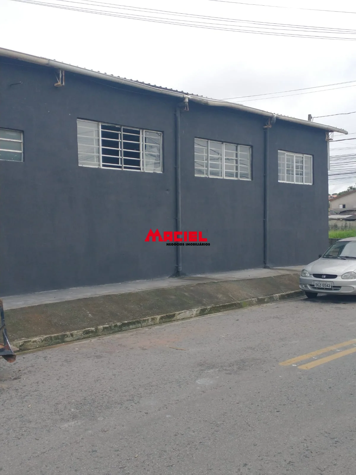 Alugar Comercial / Galp&atilde;o em S&atilde;o Jos&eacute; dos Campos R$ 4.900,00 - Foto 7