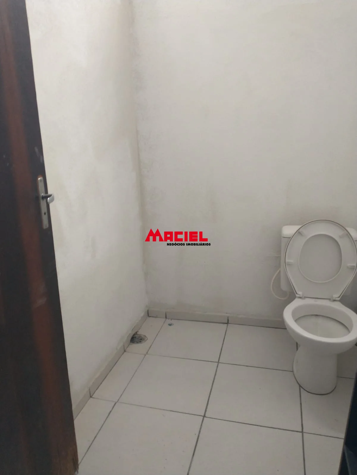 Alugar Comercial / Galp&atilde;o em S&atilde;o Jos&eacute; dos Campos R$ 4.900,00 - Foto 23