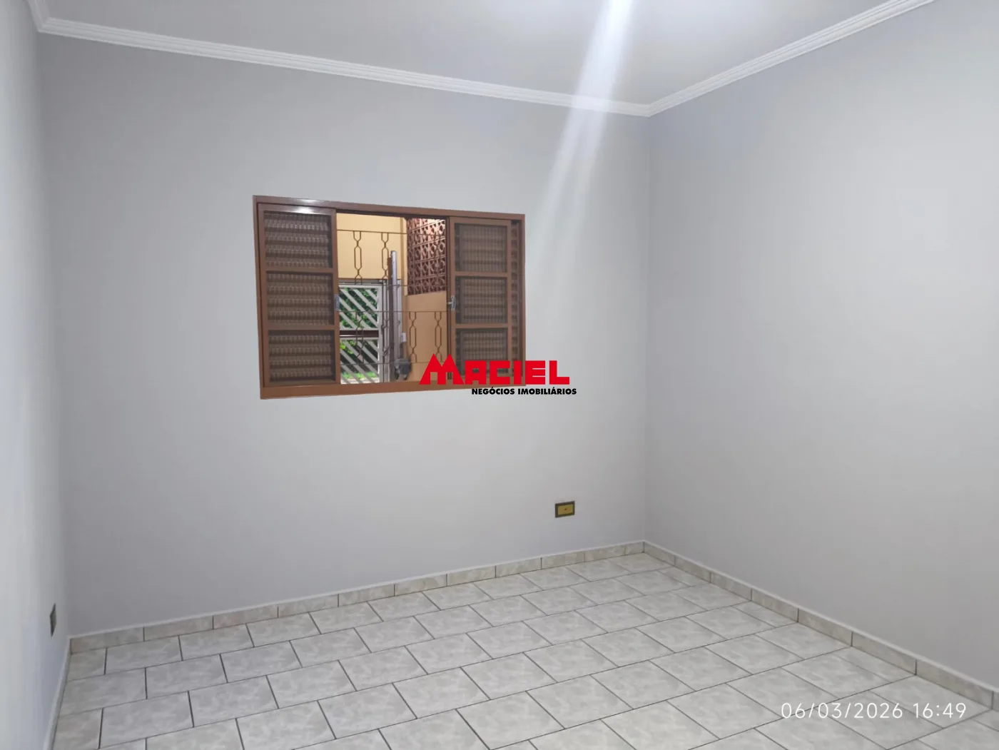 Comprar Casa / Padr&atilde;o em S&atilde;o Jos&eacute; dos Campos R$ 390.000,00 - Foto 1