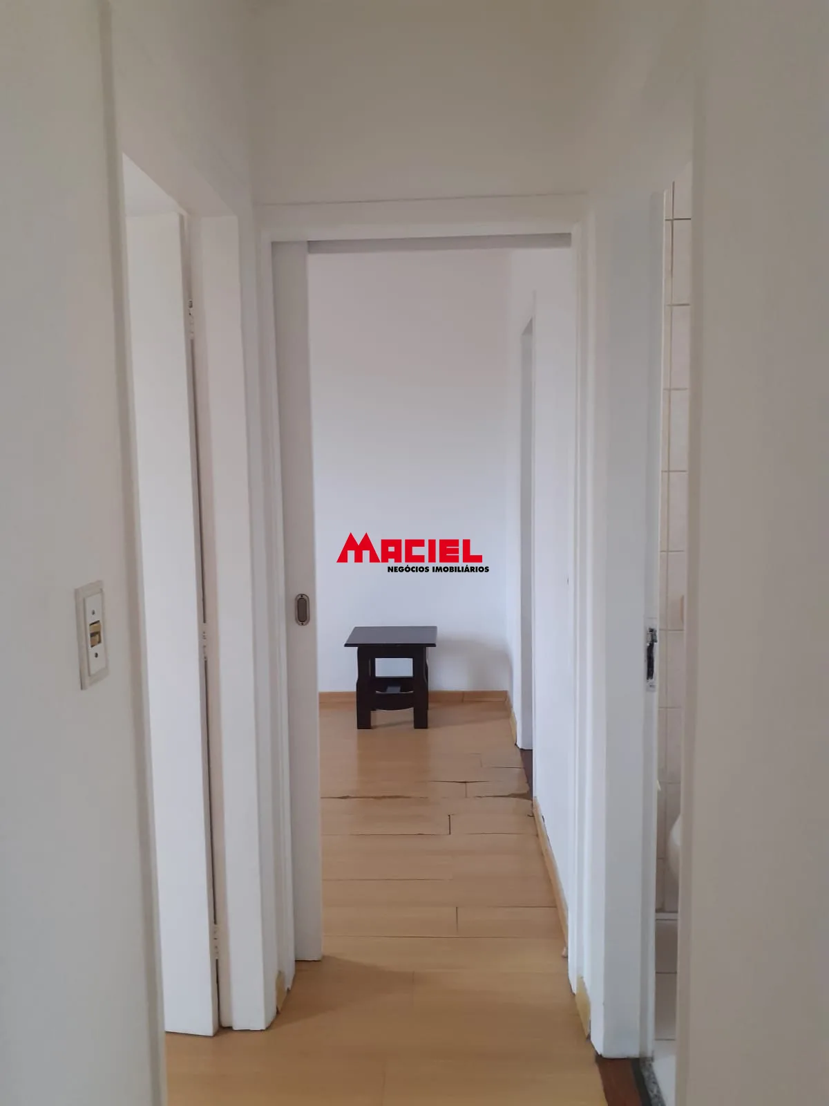 Alugar Apartamento / Padr&atilde;o em S&atilde;o Jos&eacute; dos Campos R$ 2.100,00 - Foto 7