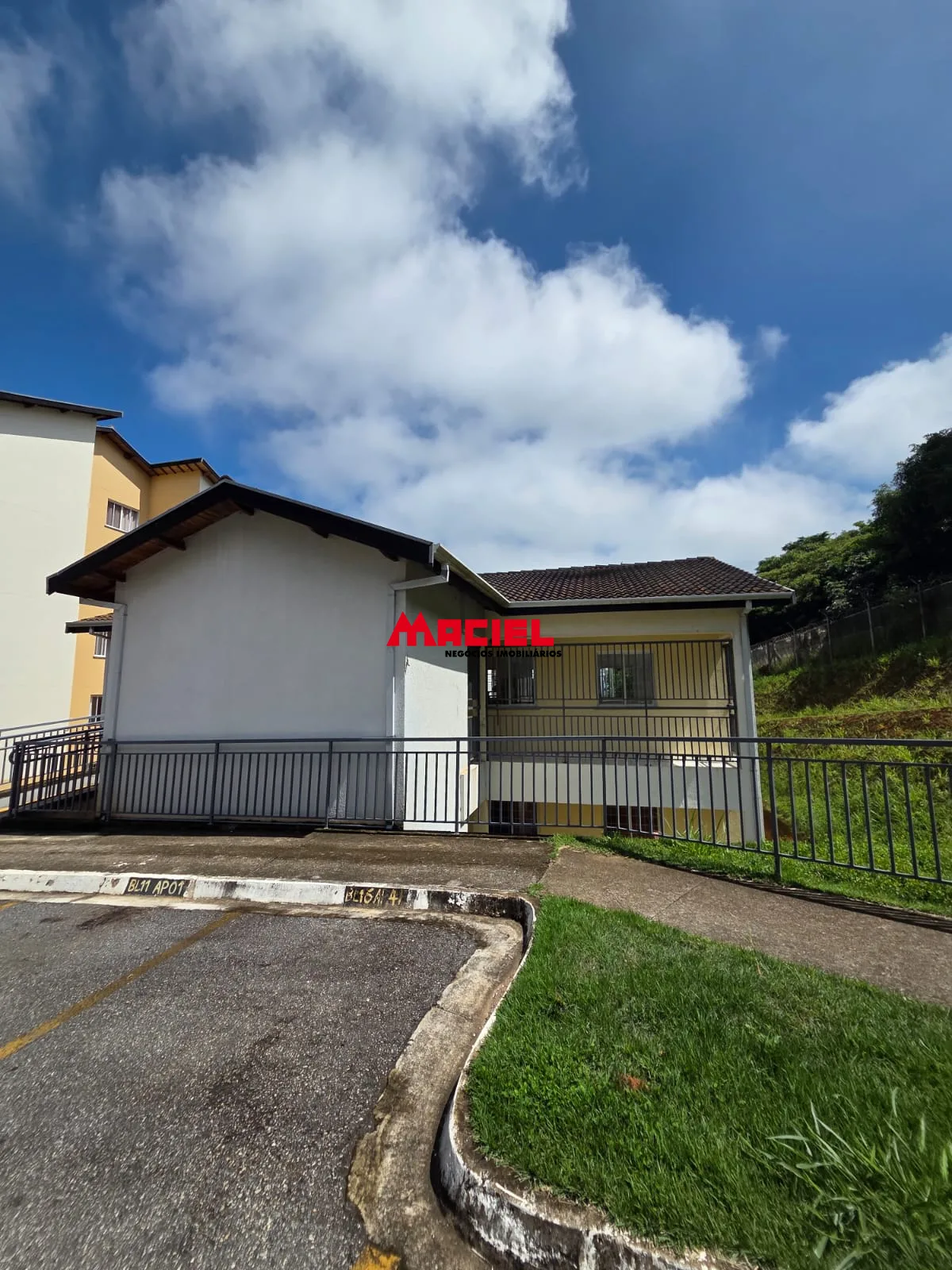 Comprar Apartamento / Padr&atilde;o em S&atilde;o Jos&eacute; dos Campos R$ 280.000,00 - Foto 11