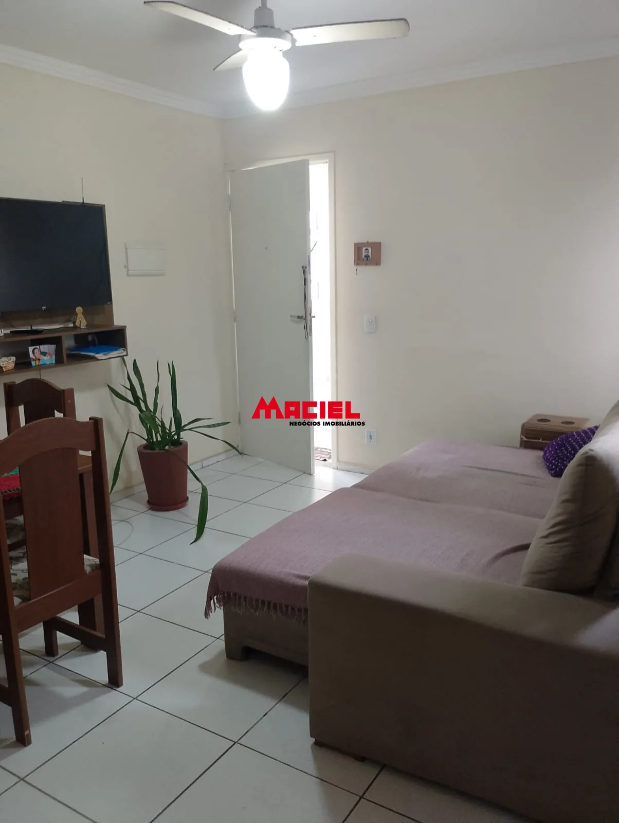 Comprar Apartamento / Padr&atilde;o em S&atilde;o Jos&eacute; dos Campos R$ 170.000,00 - Foto 2