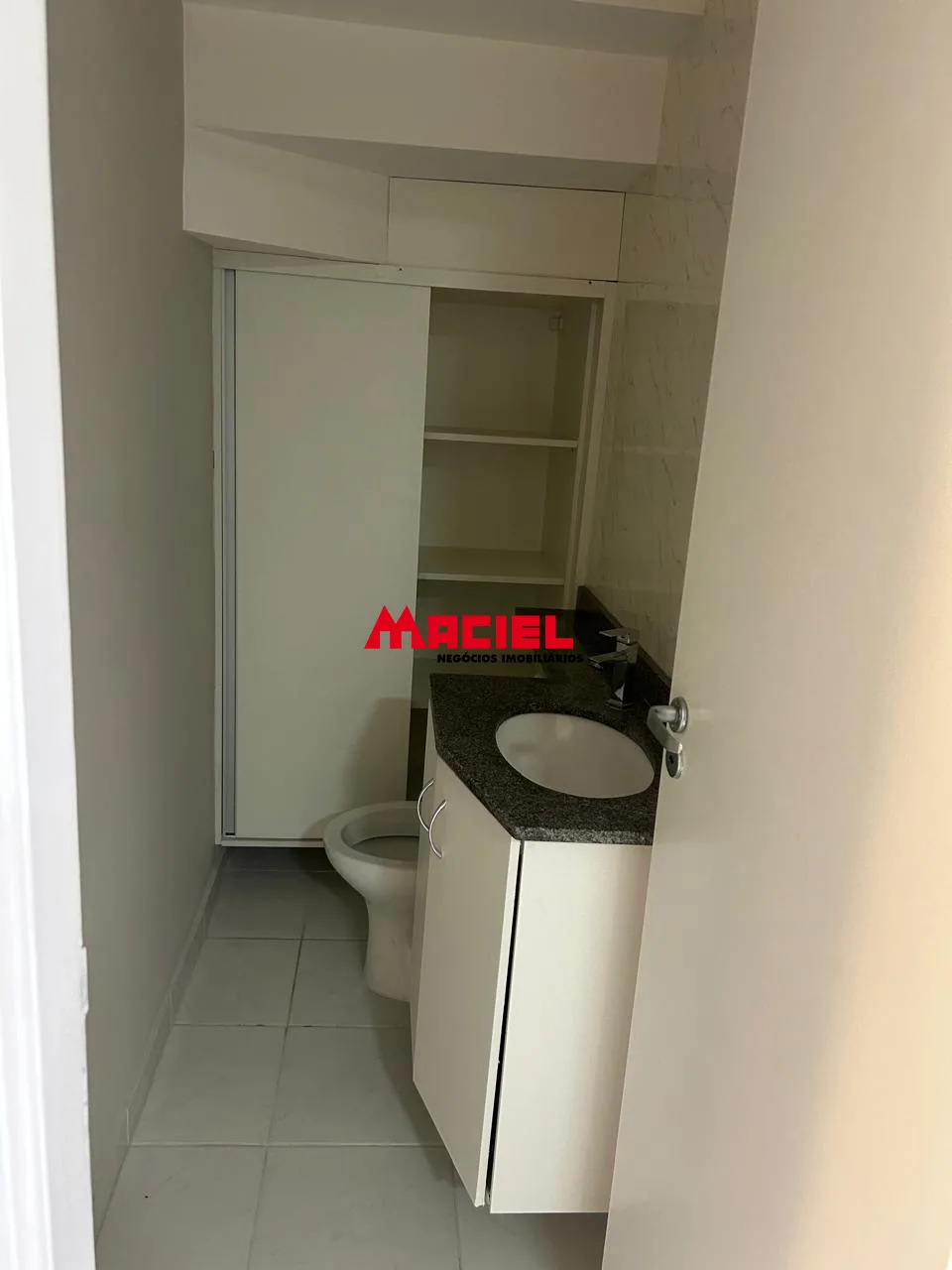 Comprar Casa / Condom&iacute;nio em S&atilde;o Jos&eacute; dos Campos R$ 900.000,00 - Foto 2