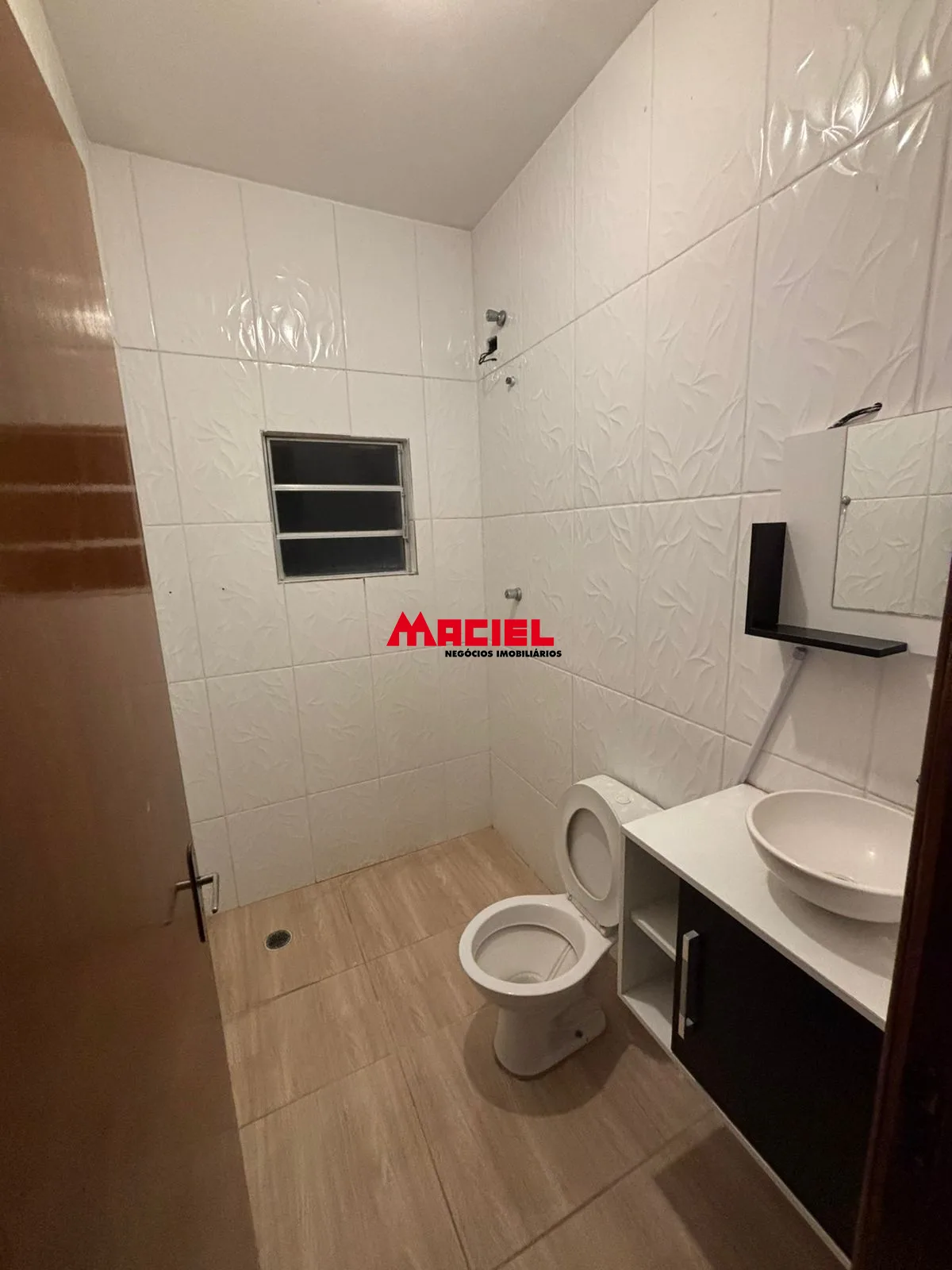 Alugar Casa / Sobrado em S&atilde;o Jos&eacute; dos Campos R$ 2.700,00 - Foto 4
