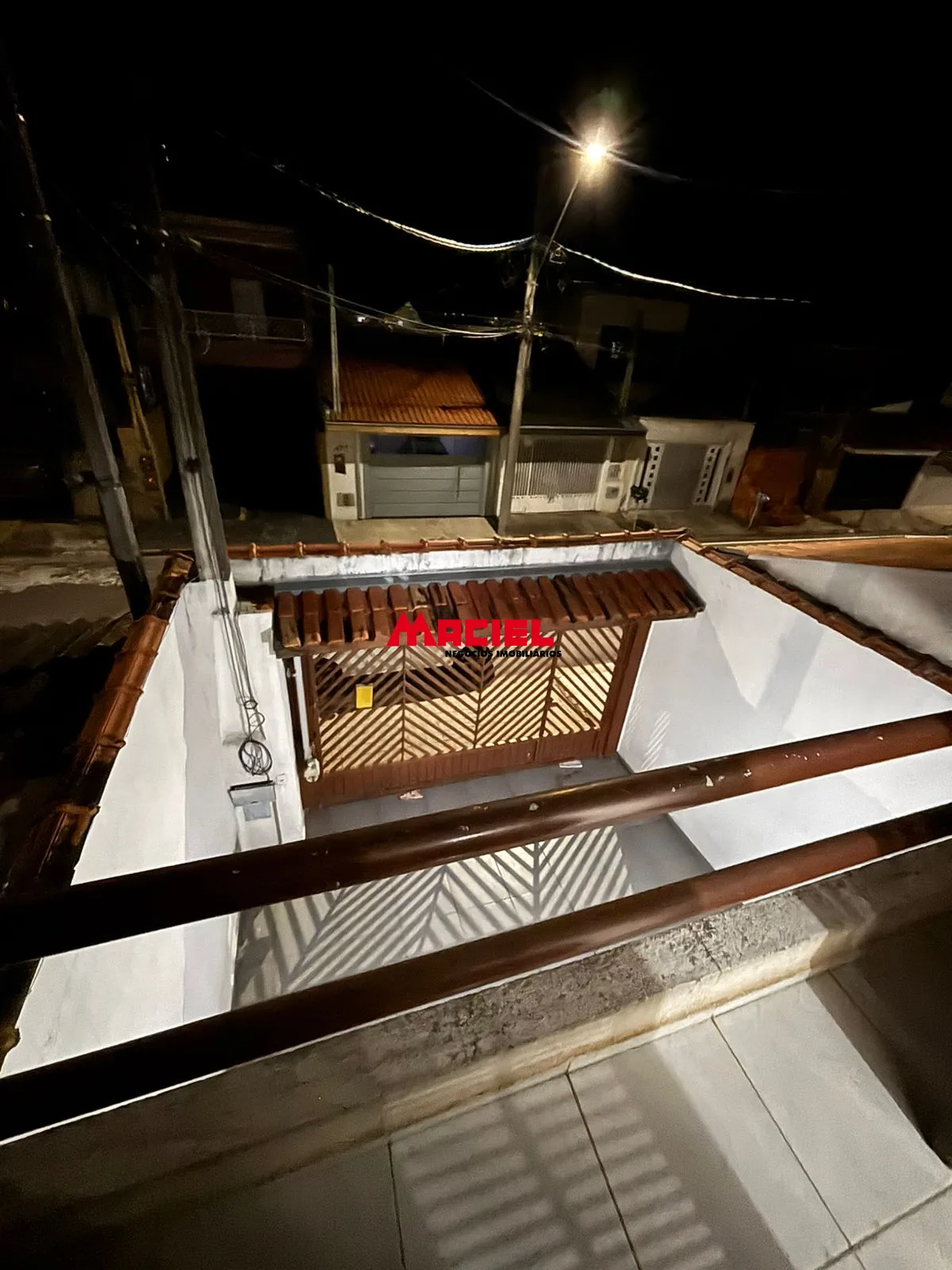 Alugar Casa / Sobrado em S&atilde;o Jos&eacute; dos Campos R$ 2.700,00 - Foto 10