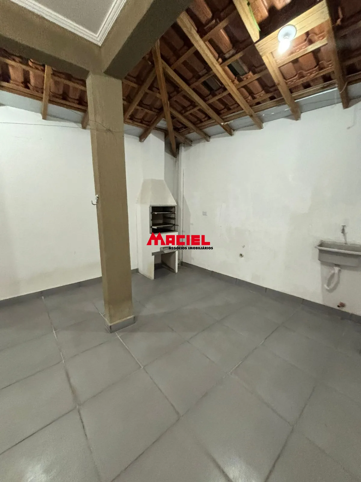 Alugar Casa / Sobrado em S&atilde;o Jos&eacute; dos Campos R$ 2.700,00 - Foto 12