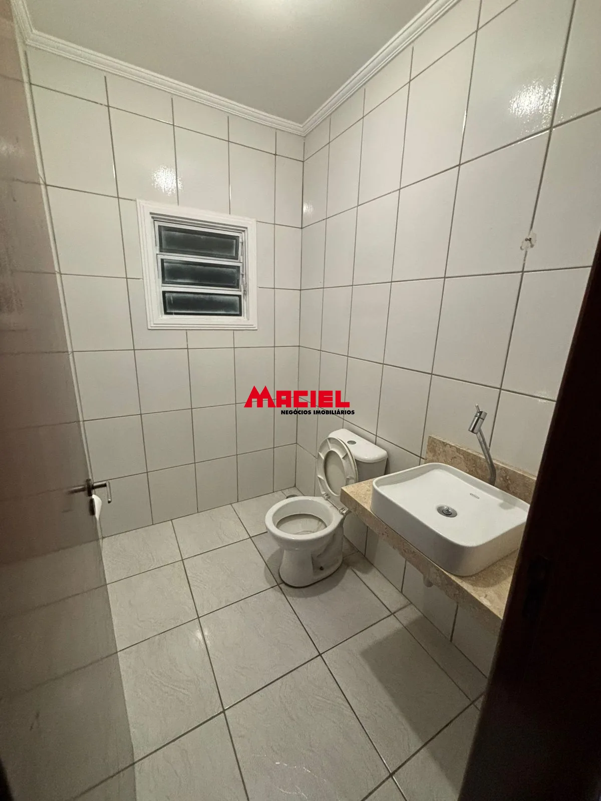 Alugar Casa / Sobrado em S&atilde;o Jos&eacute; dos Campos R$ 2.700,00 - Foto 17