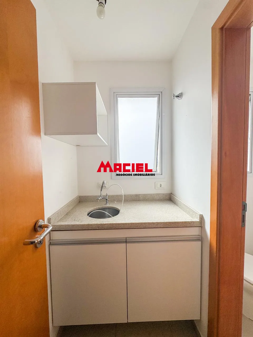 Comprar Comercial / Sala em Edif&iacute;cio/Condom&iacute;nio em Jacare&iacute; R$ 280.000,00 - Foto 2