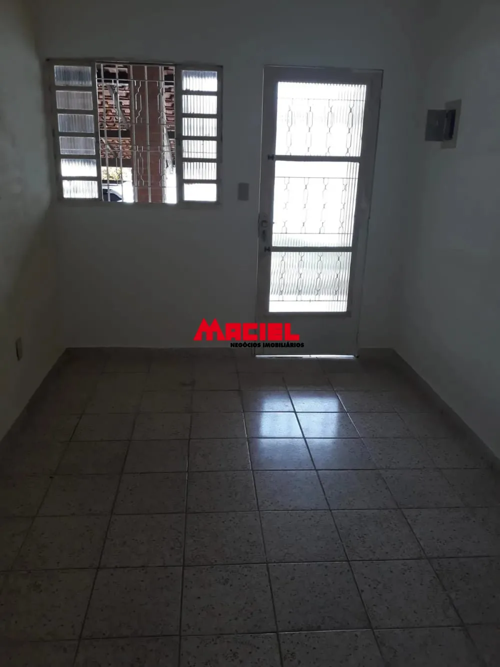Alugar Casa / Ed&iacute;cula em S&atilde;o Jos&eacute; dos Campos R$ 2.300,00 - Foto 2