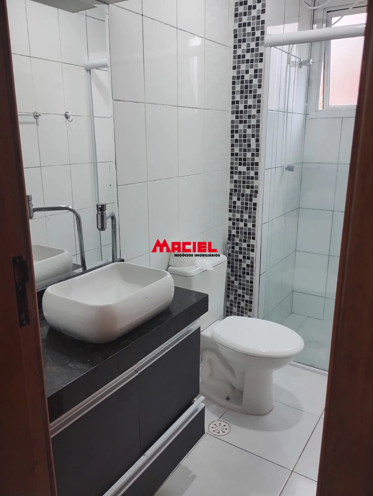 Comprar Apartamento / Padr&atilde;o em S&atilde;o Jos&eacute; dos Campos R$ 330.000,00 - Foto 4