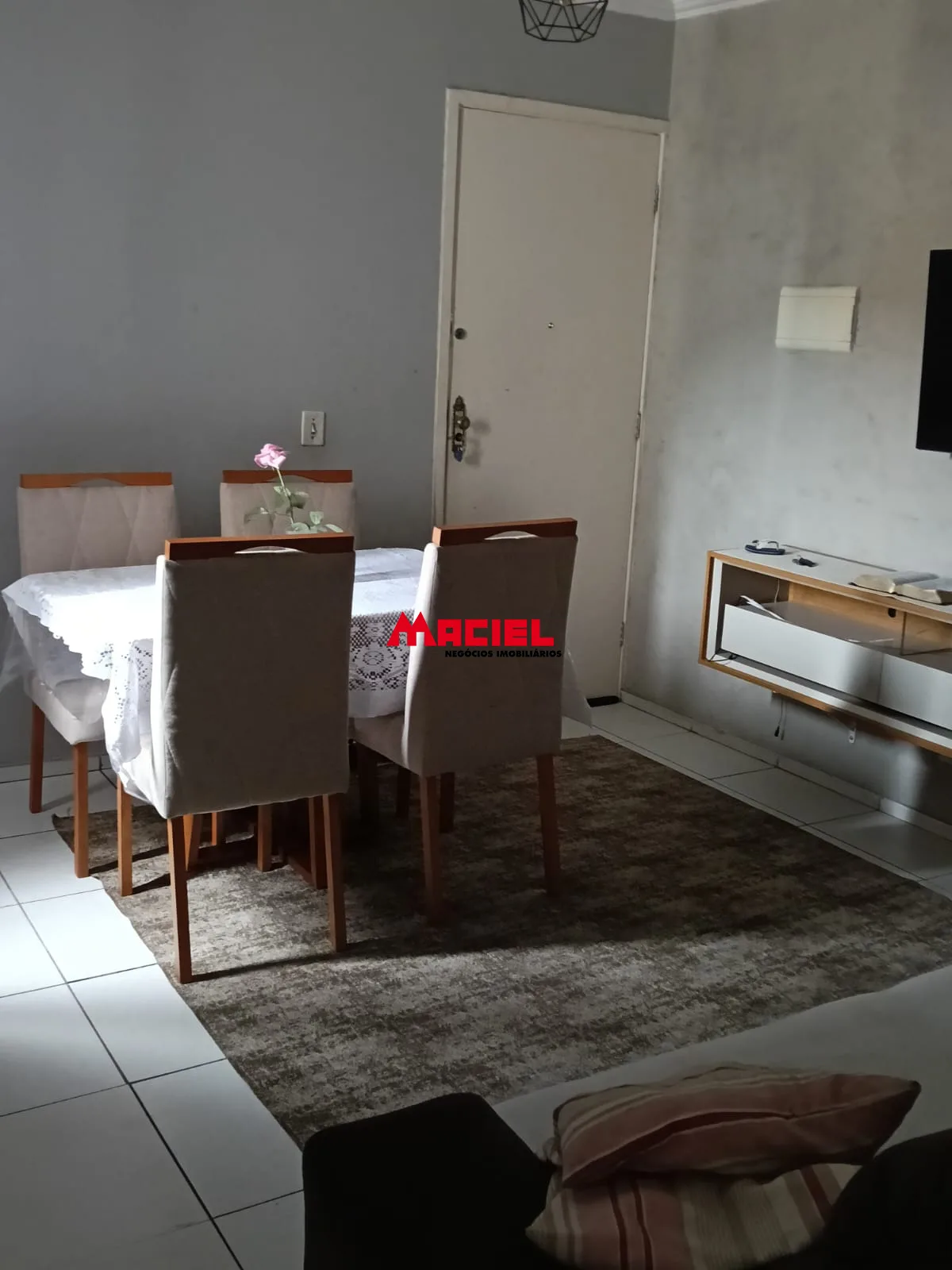 Comprar Apartamento / Padr&atilde;o em S&atilde;o Jos&eacute; dos Campos R$ 170.000,00 - Foto 1