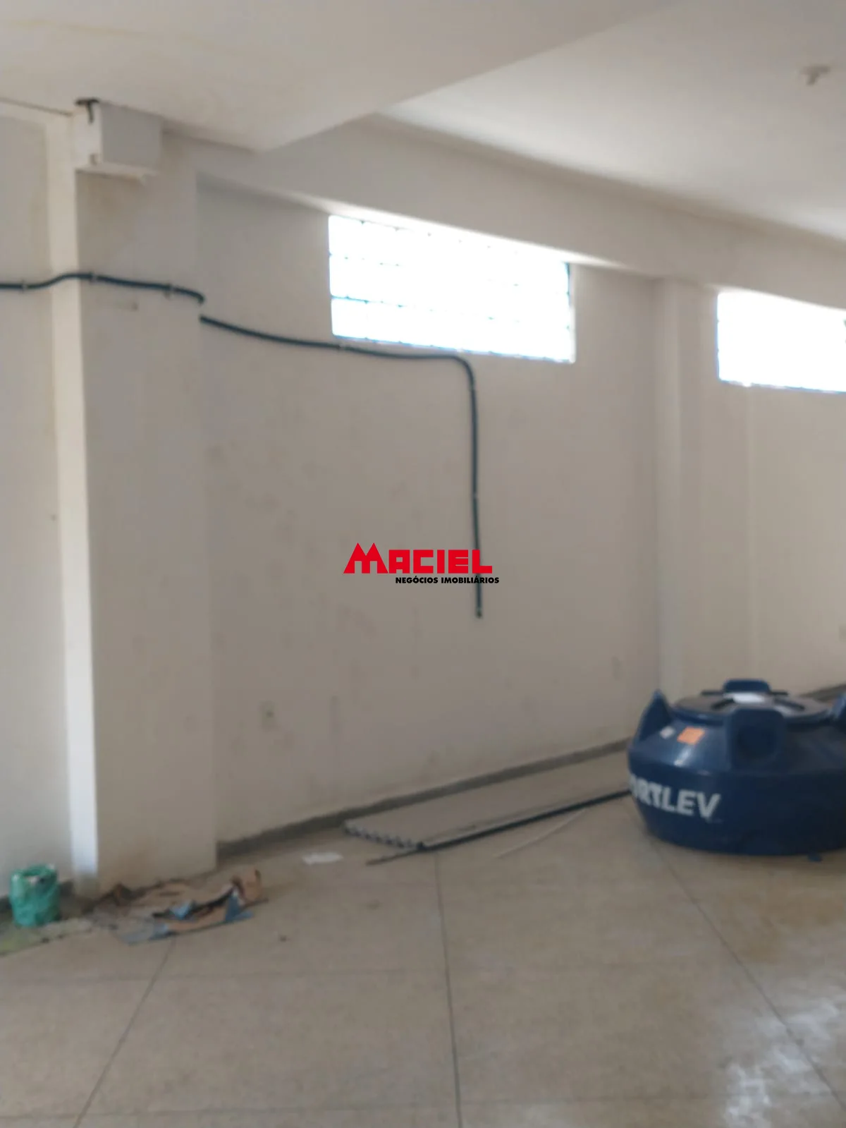 Alugar Comercial / Ponto Comercial em S&atilde;o Jos&eacute; dos Campos R$ 1.600,00 - Foto 6