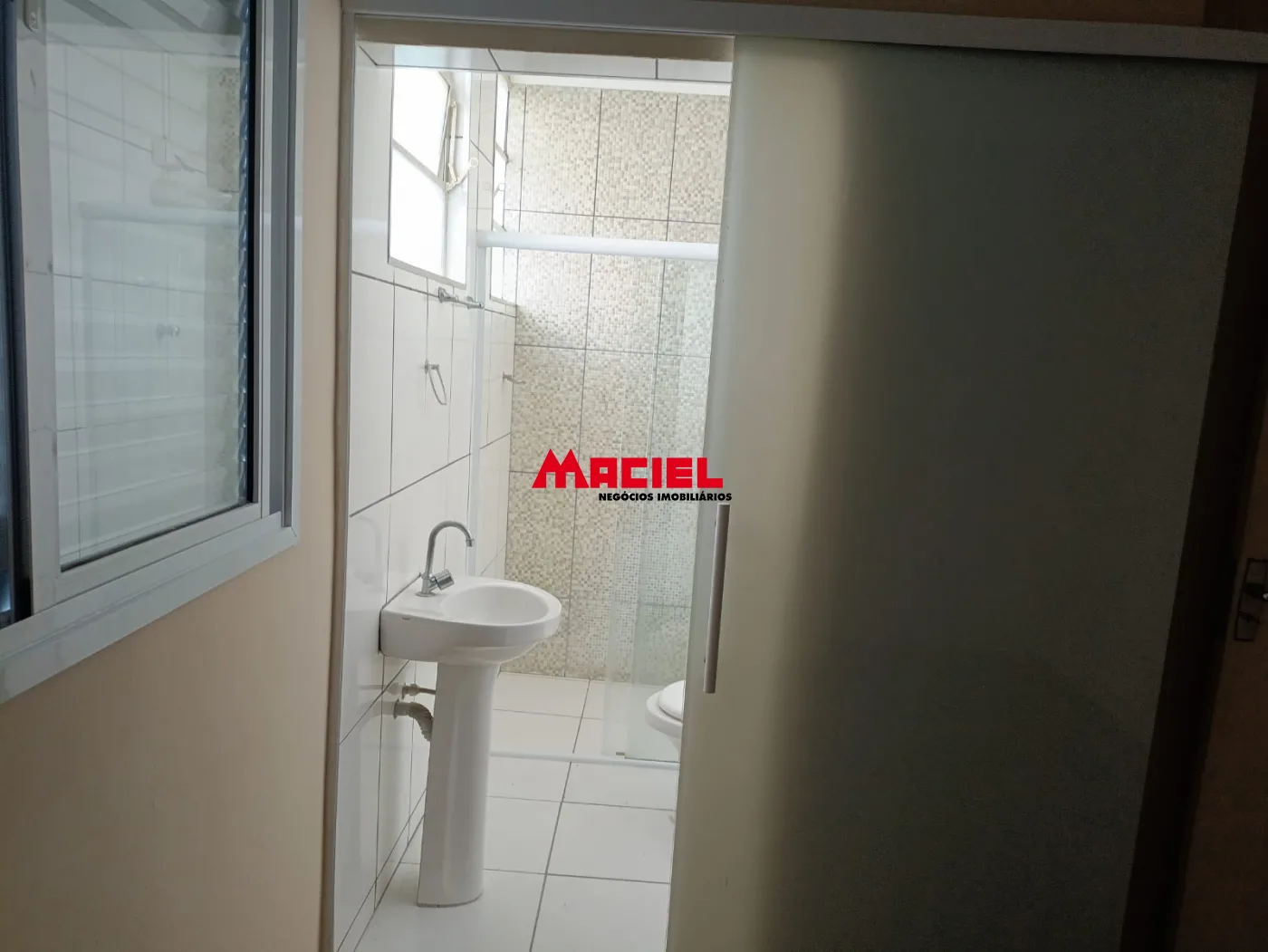 Comprar Apartamento / Padr&atilde;o em Taubat&eacute; R$ 288.000,00 - Foto 16