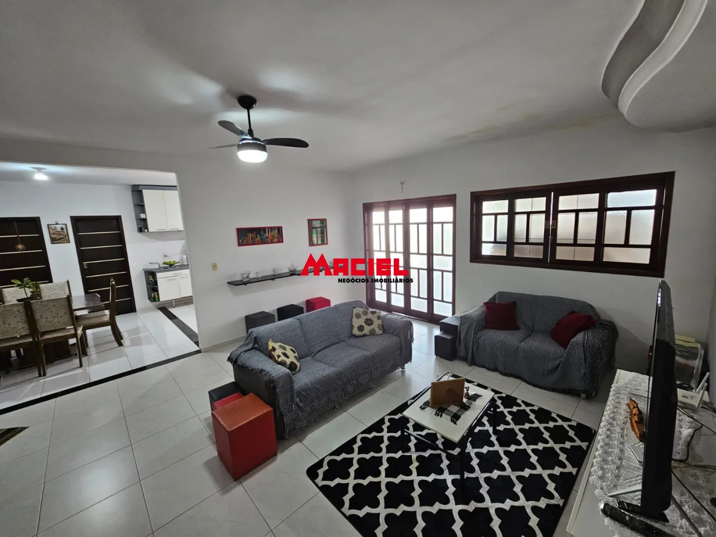 Comprar Casa / Padr&atilde;o em Jacare&iacute; R$ 950.000,00 - Foto 2