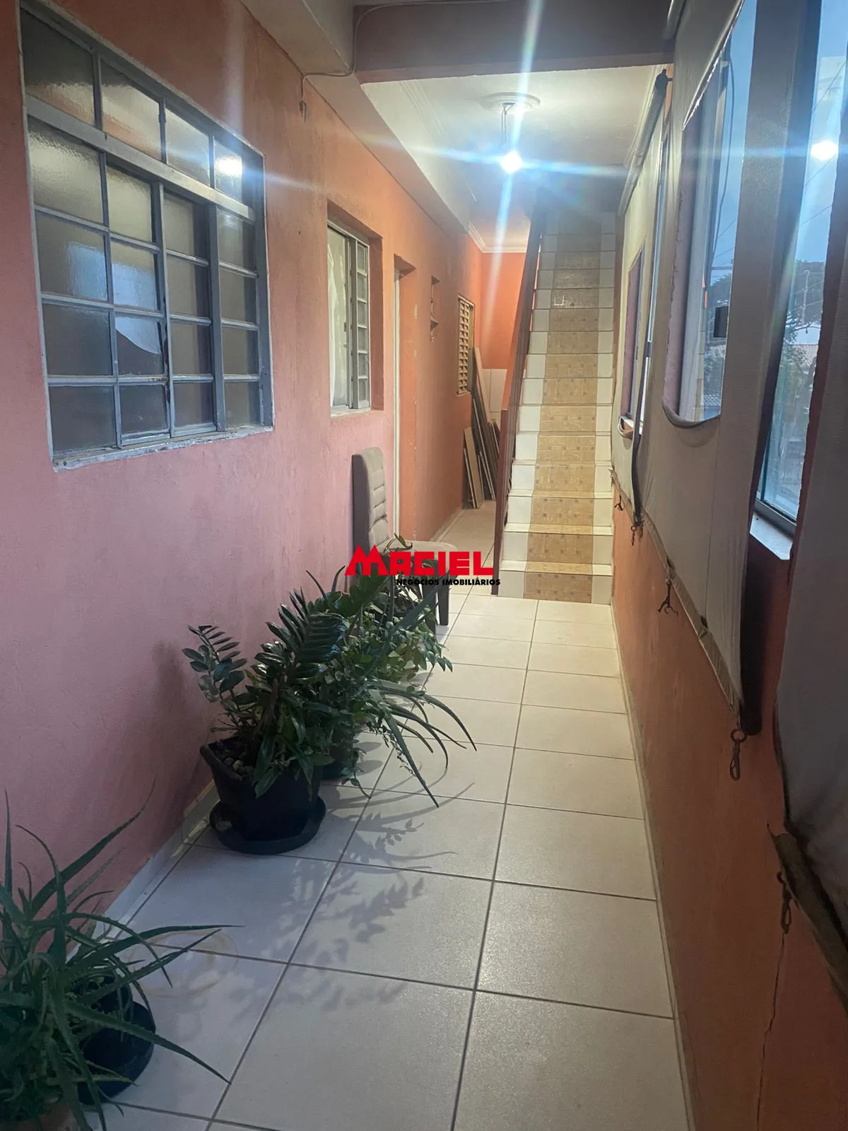 Alugar Casa / Padr&atilde;o em S&atilde;o Jos&eacute; dos Campos R$ 1.500,00 - Foto 2