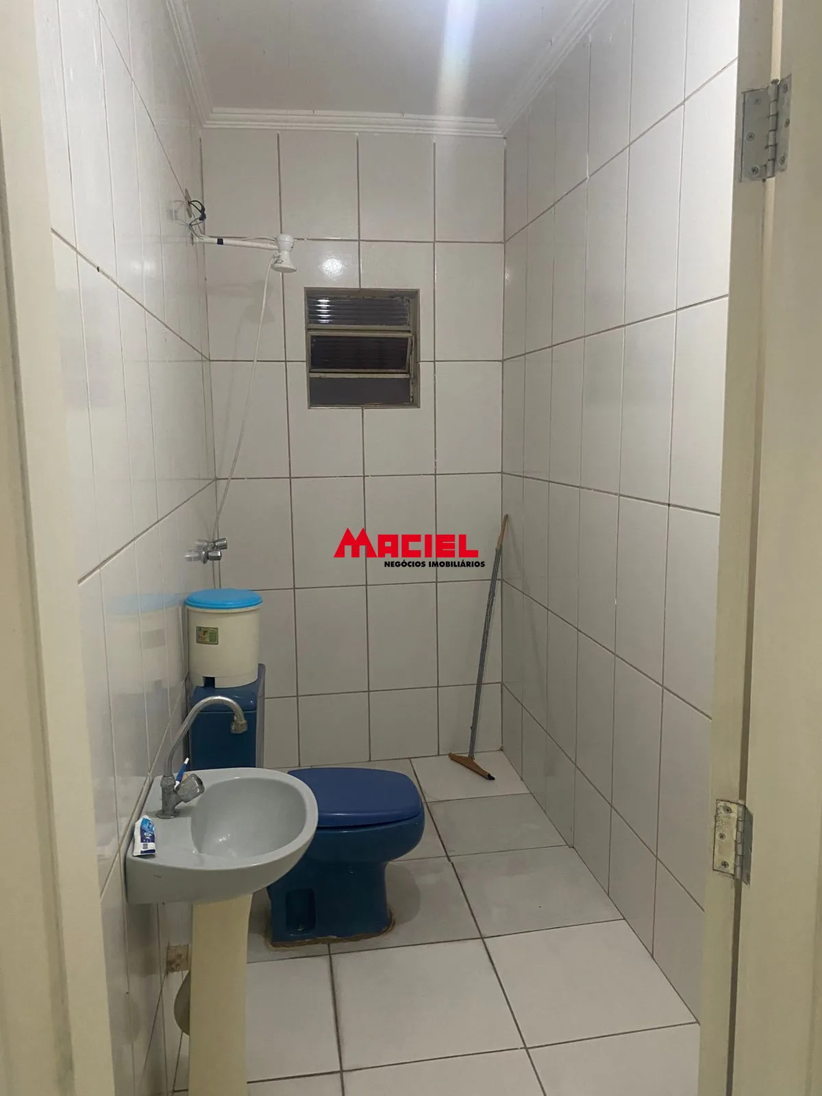 Alugar Casa / Padr&atilde;o em S&atilde;o Jos&eacute; dos Campos R$ 1.500,00 - Foto 4