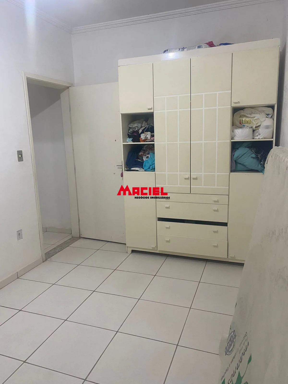 Alugar Casa / Padr&atilde;o em S&atilde;o Jos&eacute; dos Campos R$ 1.500,00 - Foto 5