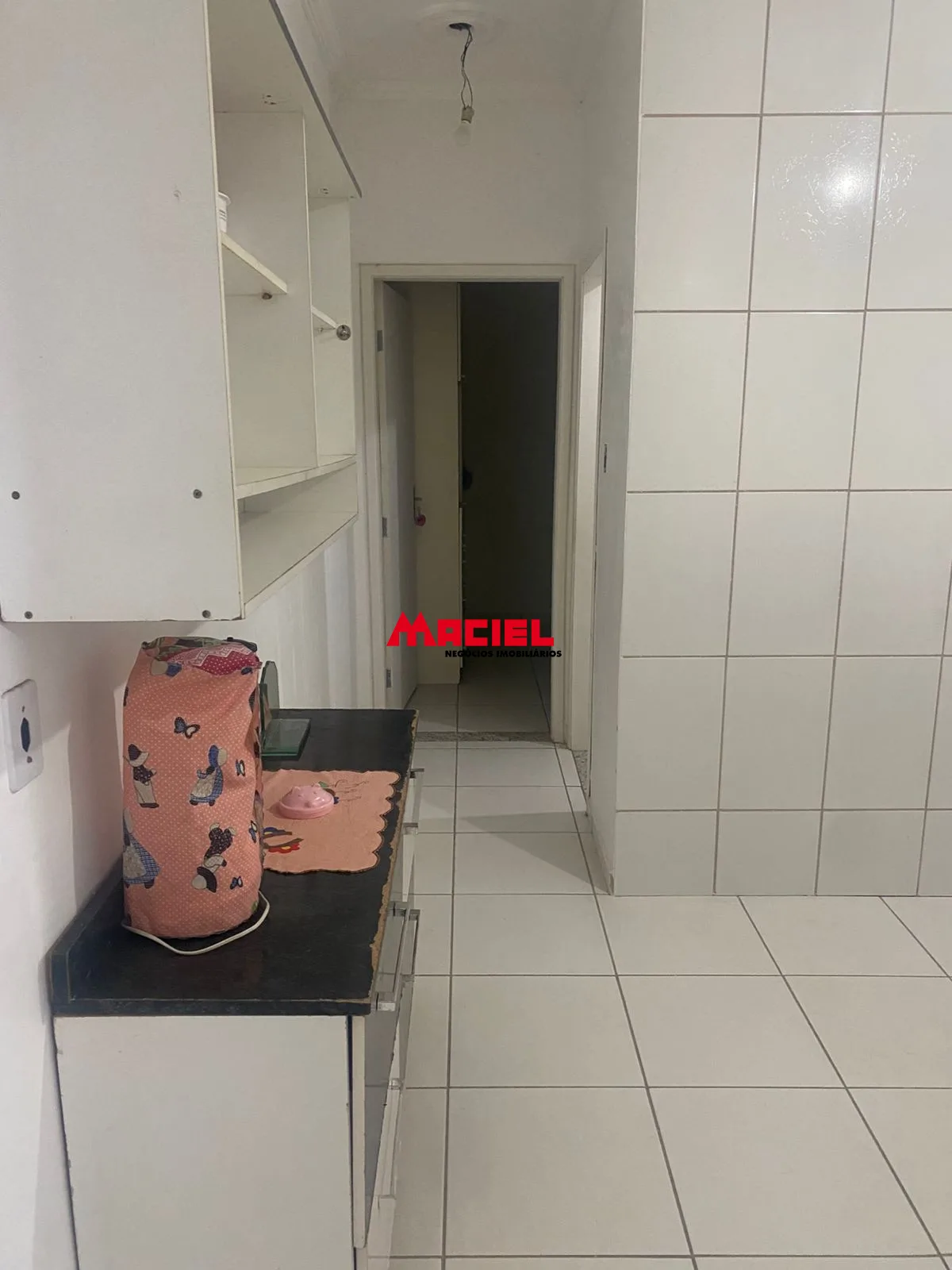 Alugar Casa / Padr&atilde;o em S&atilde;o Jos&eacute; dos Campos R$ 1.500,00 - Foto 6