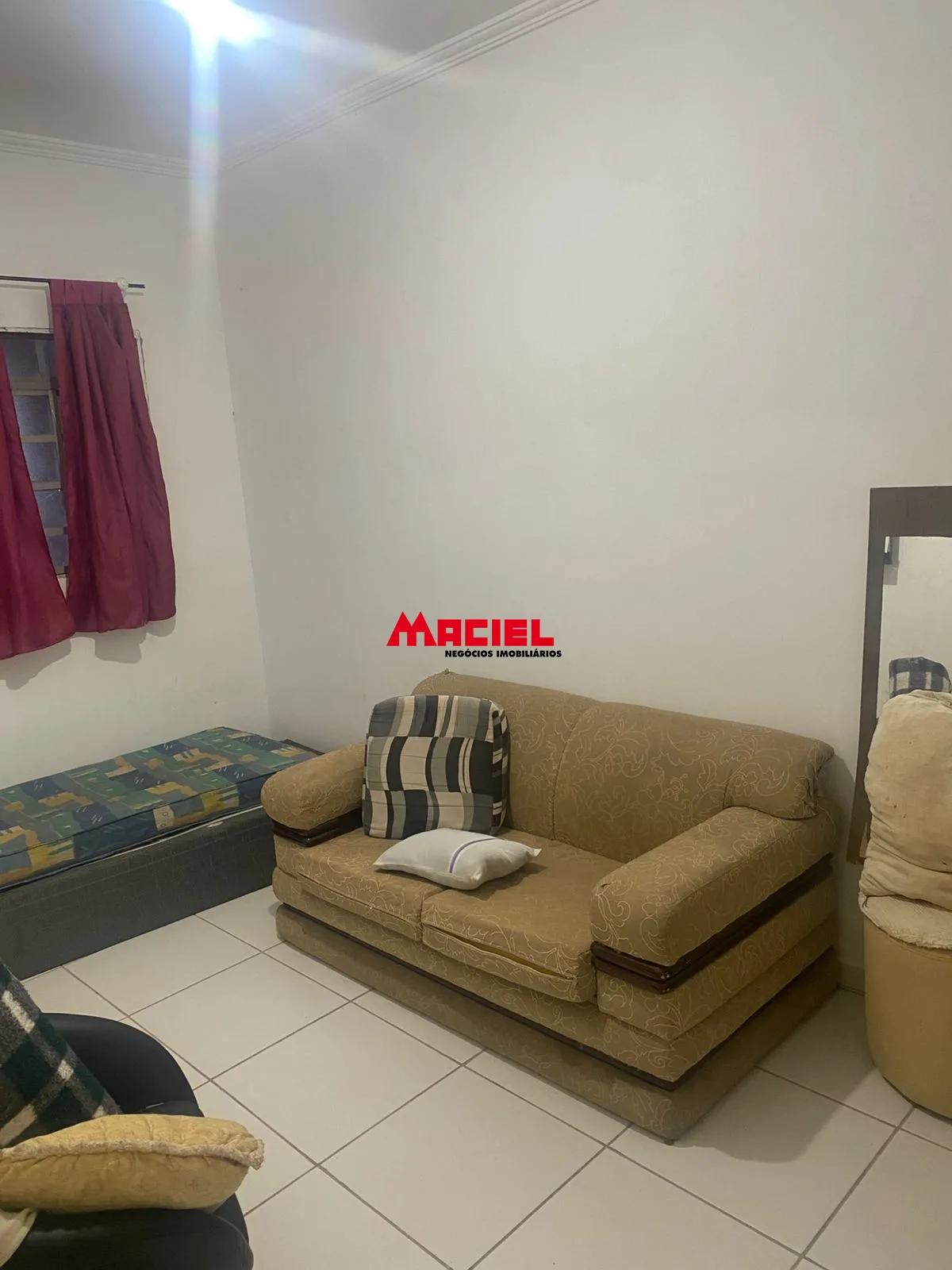 Alugar Casa / Padr&atilde;o em S&atilde;o Jos&eacute; dos Campos R$ 1.500,00 - Foto 8