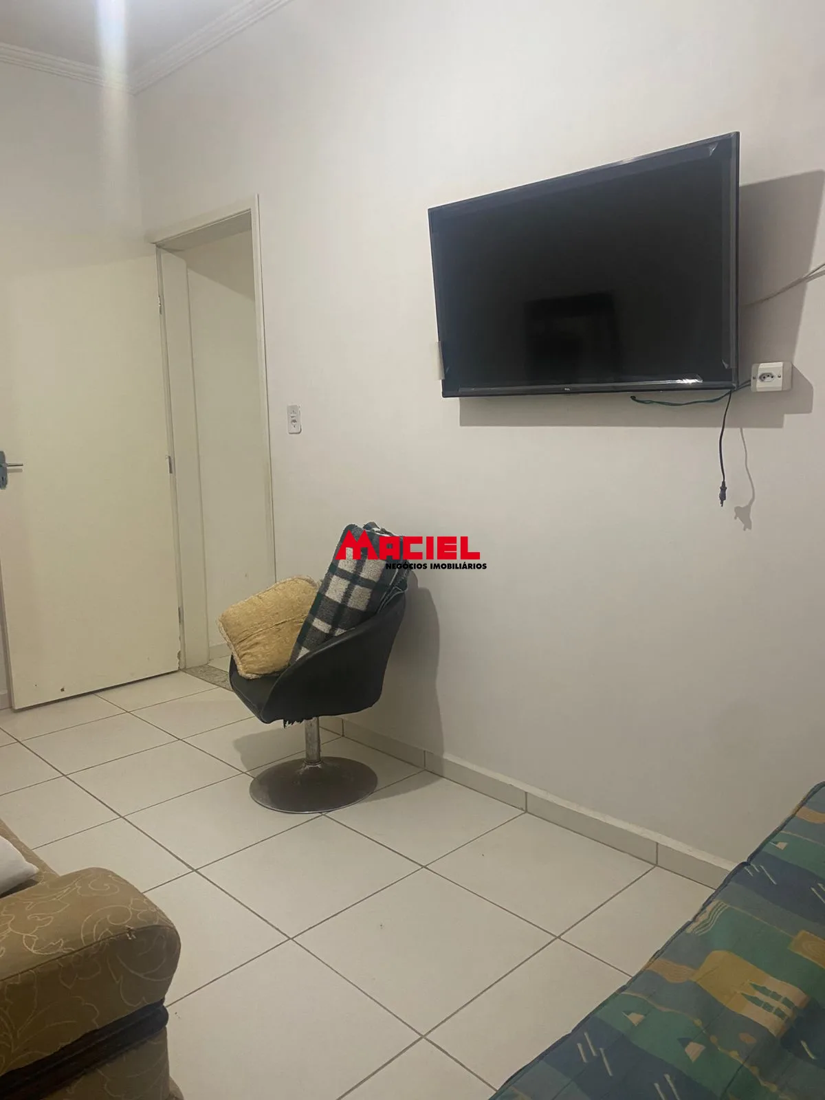 Alugar Casa / Padr&atilde;o em S&atilde;o Jos&eacute; dos Campos R$ 1.500,00 - Foto 10