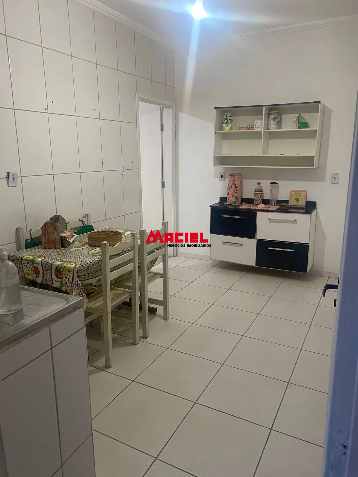 Alugar Casa / Padr&atilde;o em S&atilde;o Jos&eacute; dos Campos R$ 1.500,00 - Foto 9