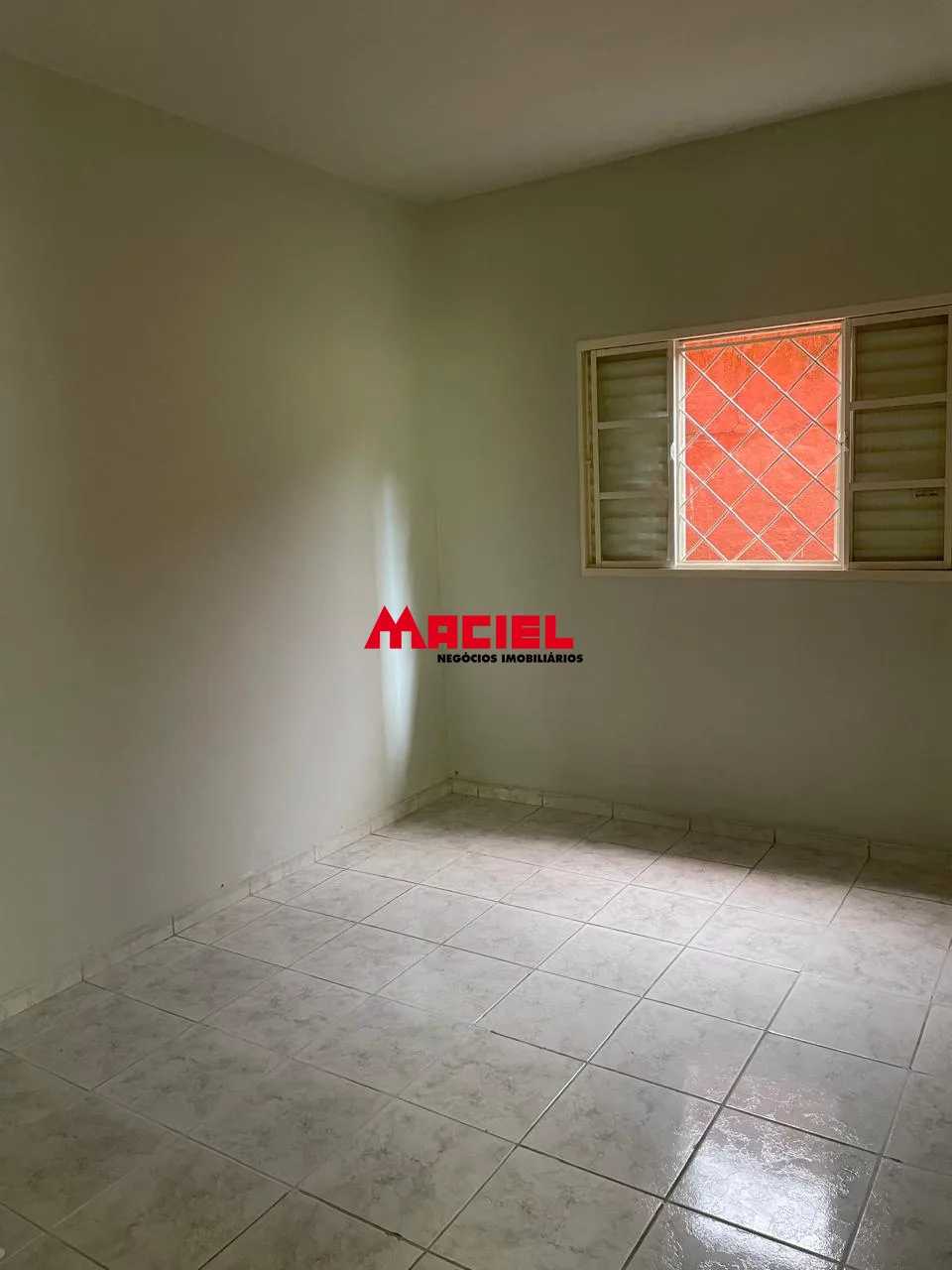 Alugar Casa / Padr&atilde;o em S&atilde;o Jos&eacute; dos Campos R$ 3.200,00 - Foto 14