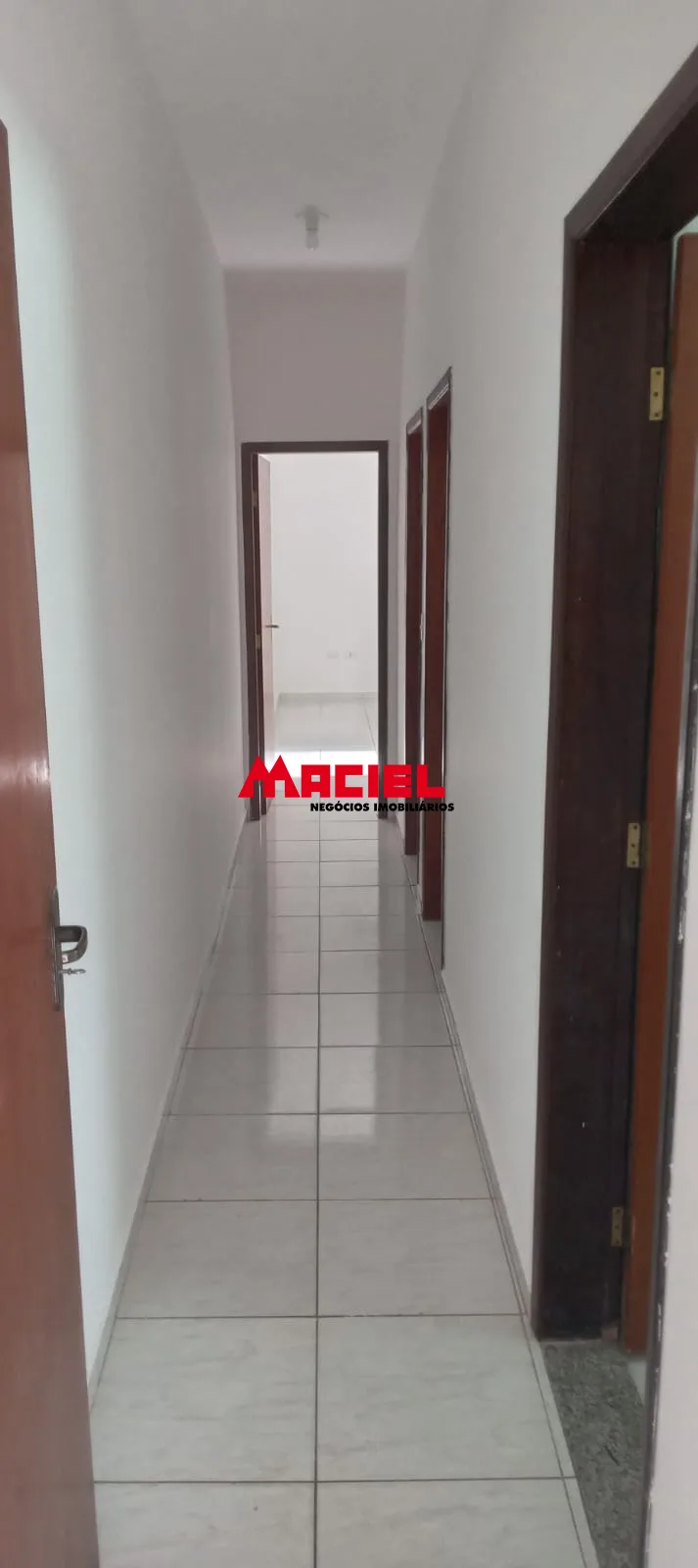 Comprar Casa / Padr&atilde;o em S&atilde;o Jos&eacute; dos Campos R$ 430.000,00 - Foto 2