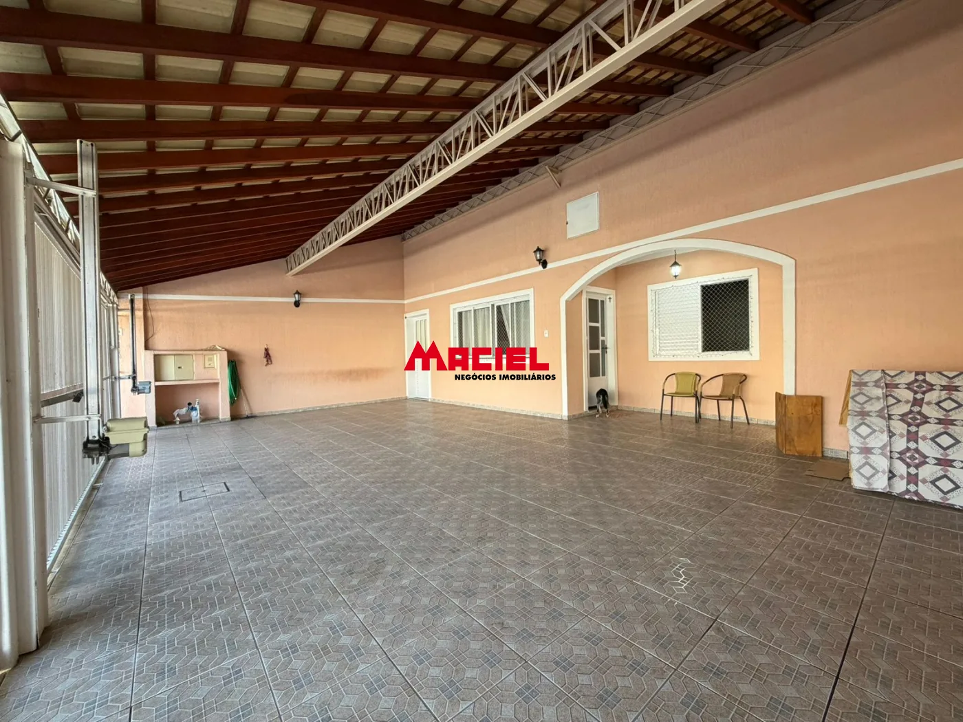 Comprar Casa / Padr&atilde;o em S&atilde;o Jos&eacute; dos Campos R$ 865.000,00 - Foto 1