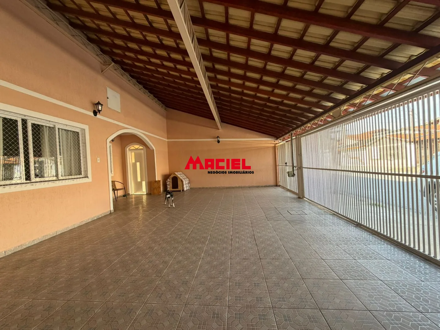 Comprar Casa / Padr&atilde;o em S&atilde;o Jos&eacute; dos Campos R$ 865.000,00 - Foto 2