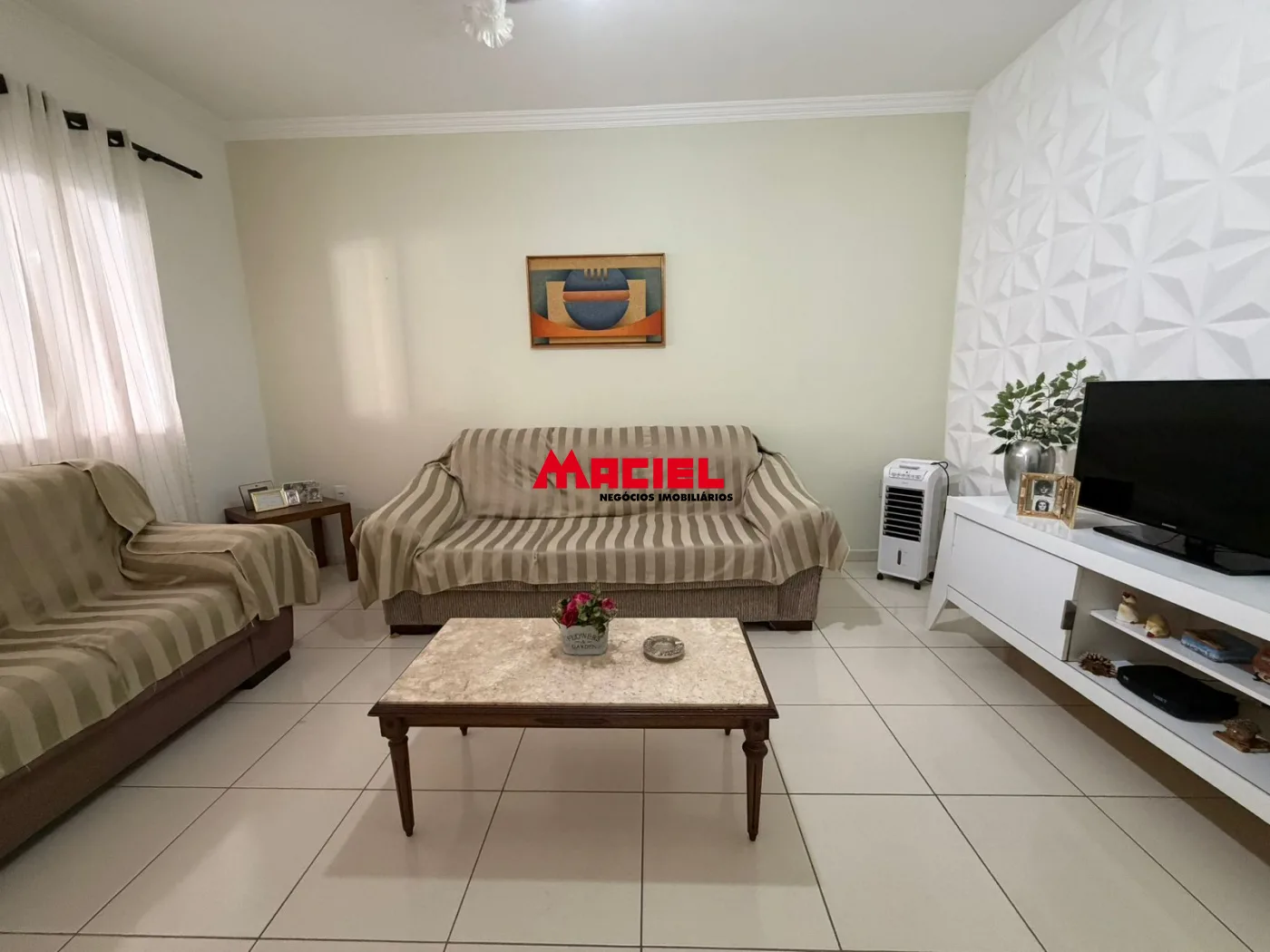 Comprar Casa / Padr&atilde;o em S&atilde;o Jos&eacute; dos Campos R$ 865.000,00 - Foto 6