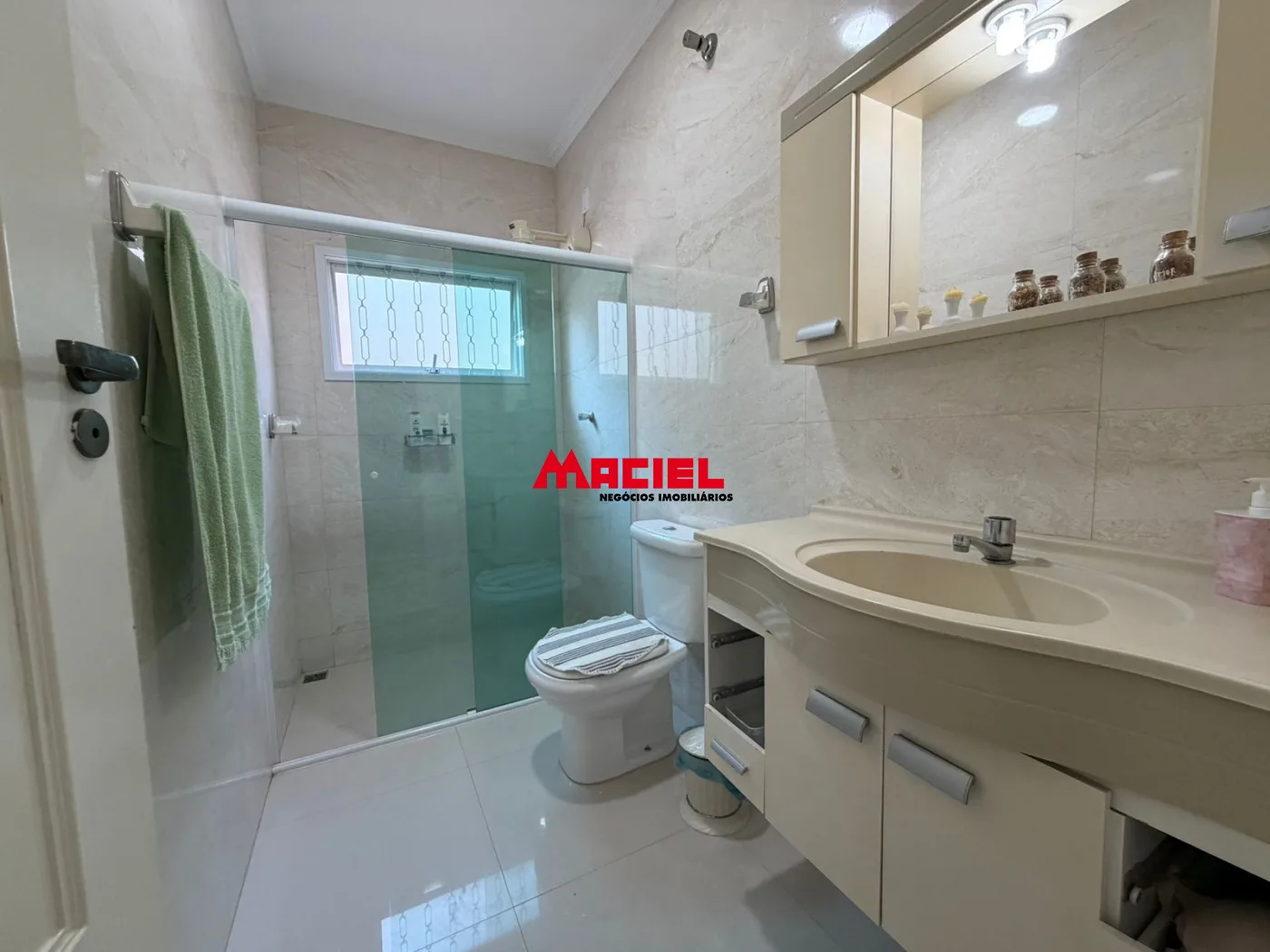 Comprar Casa / Padr&atilde;o em S&atilde;o Jos&eacute; dos Campos R$ 865.000,00 - Foto 17