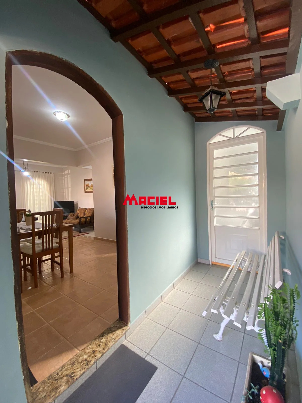 Comprar Casa / Padr&atilde;o em S&atilde;o Jos&eacute; dos Campos R$ 750.000,00 - Foto 4