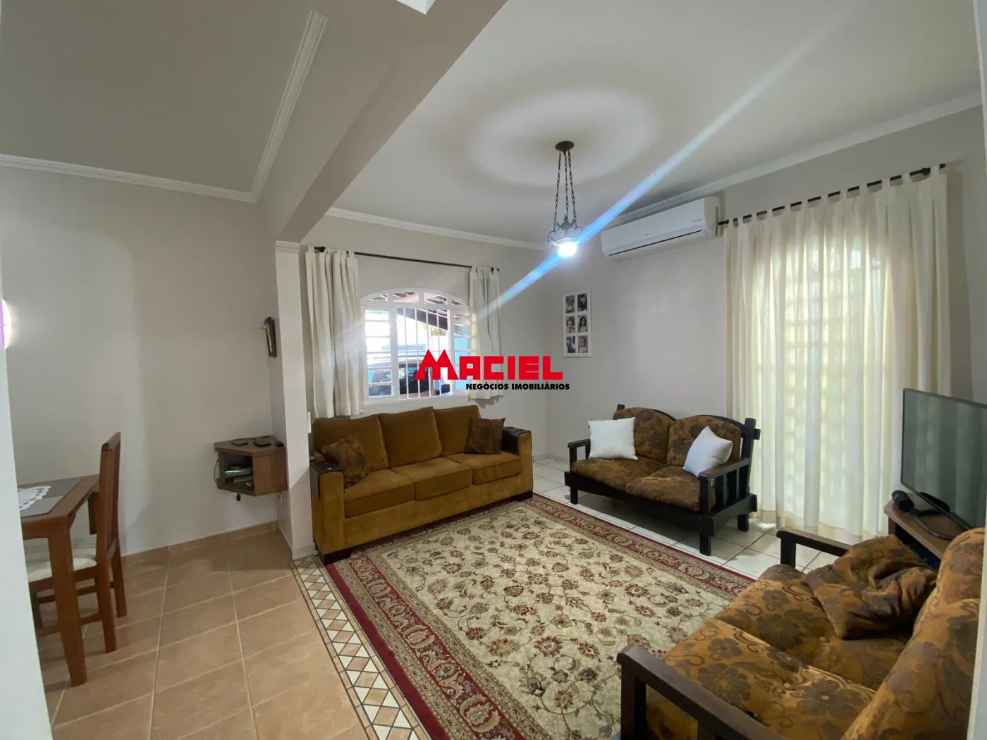 Comprar Casa / Padr&atilde;o em S&atilde;o Jos&eacute; dos Campos R$ 750.000,00 - Foto 10