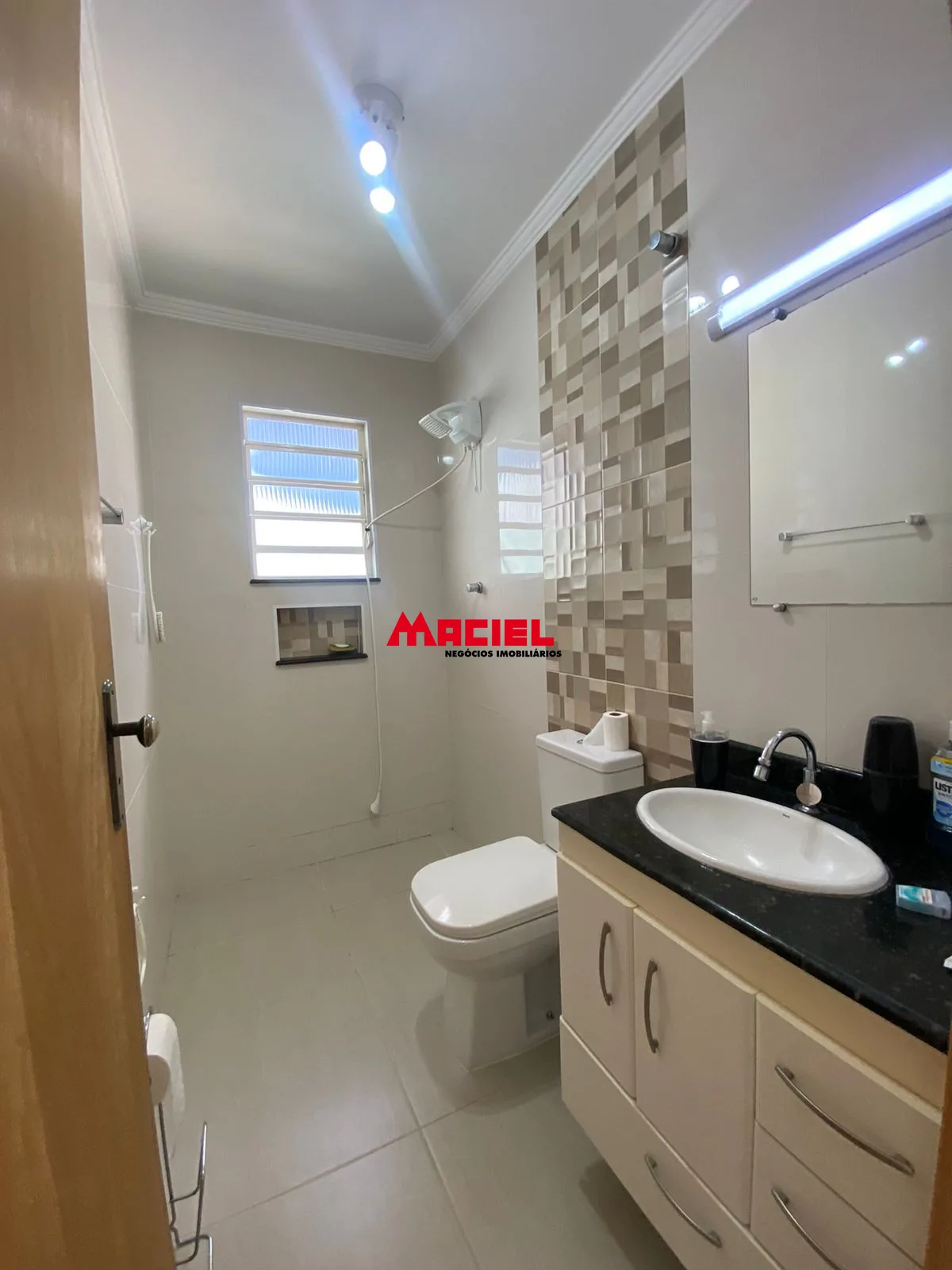 Comprar Casa / Padr&atilde;o em S&atilde;o Jos&eacute; dos Campos R$ 750.000,00 - Foto 15