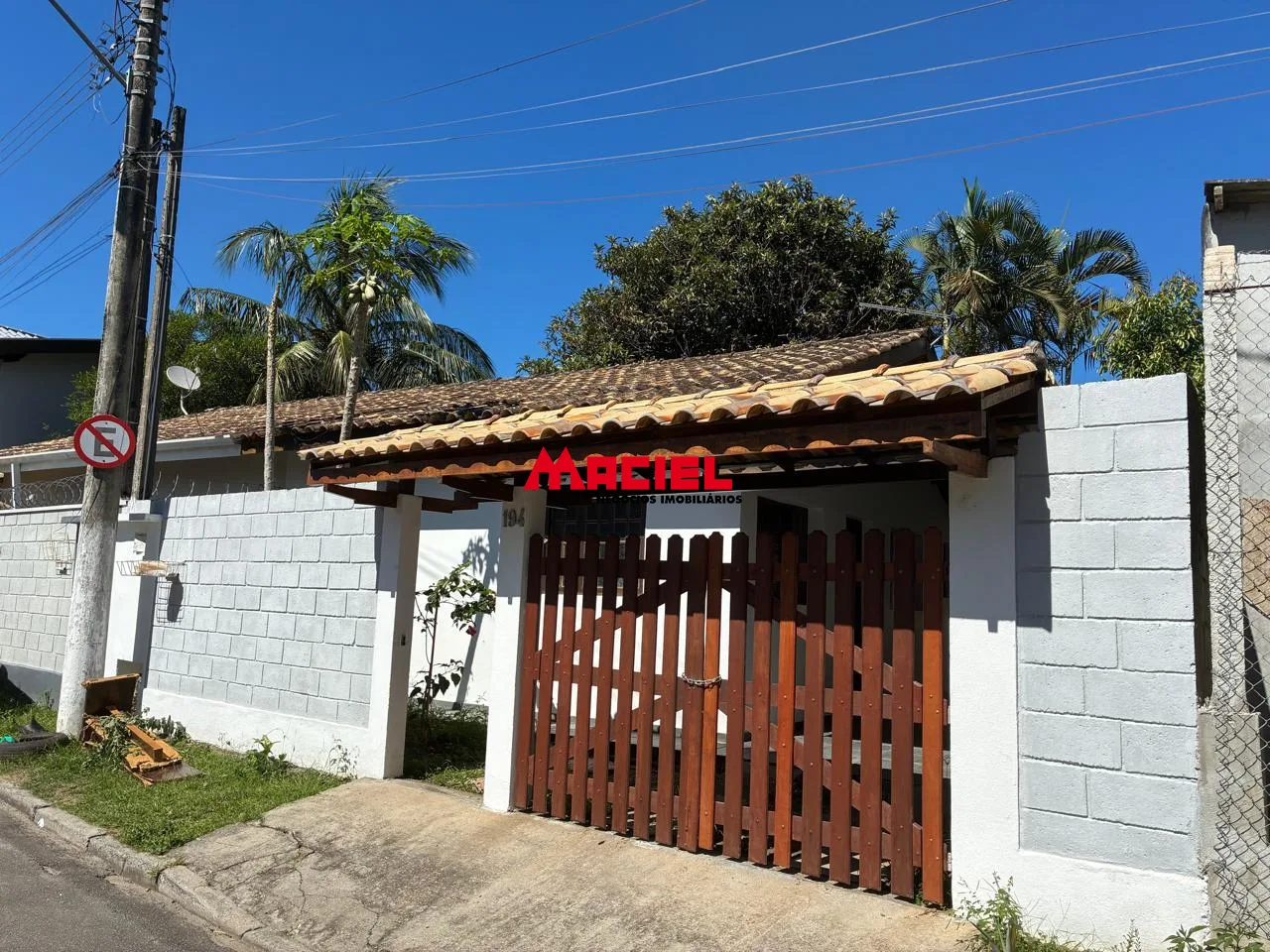 Comprar Casa / Padr&atilde;o em Caraguatatuba R$ 372.000,00 - Foto 9