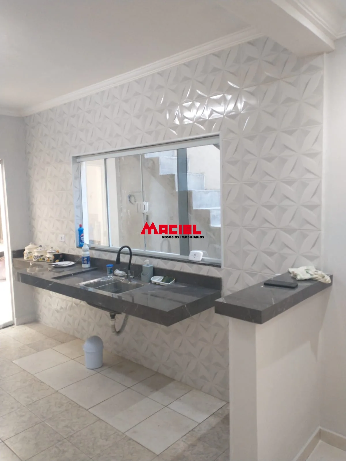 Alugar Casa / Padr&atilde;o em S&atilde;o Jos&eacute; dos Campos R$ 2.800,00 - Foto 21