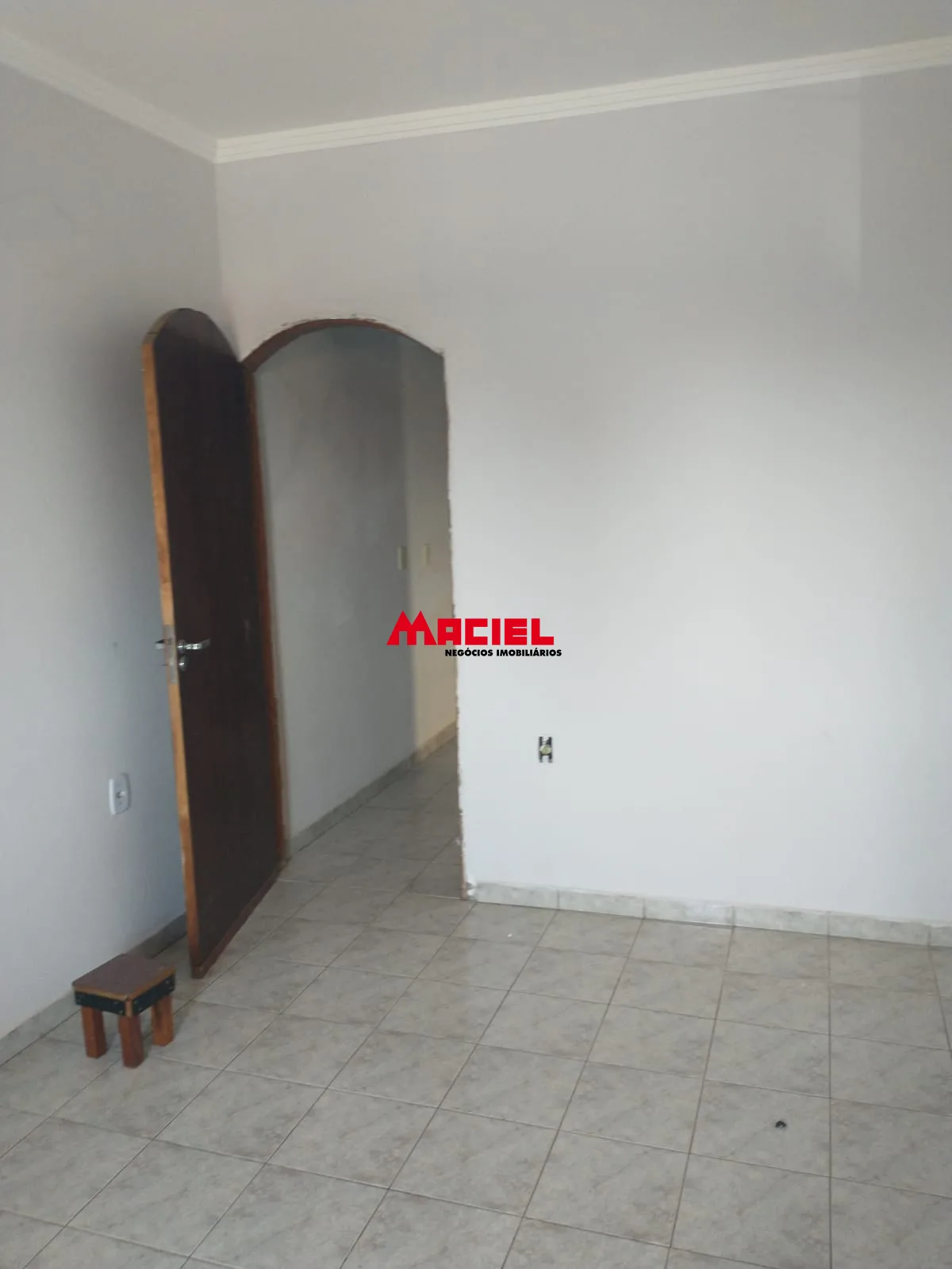 Alugar Casa / Padr&atilde;o em S&atilde;o Jos&eacute; dos Campos R$ 2.800,00 - Foto 27