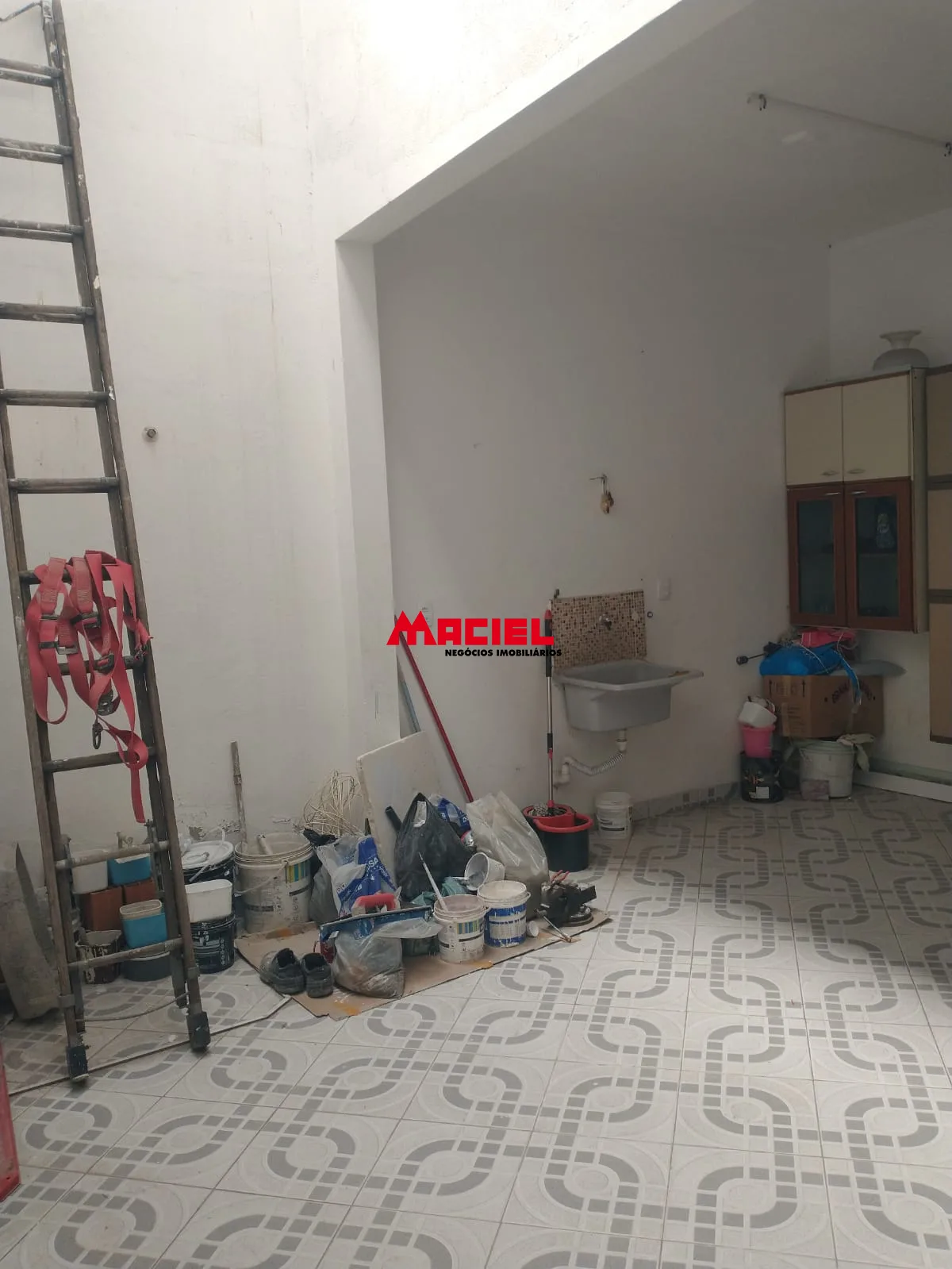 Alugar Casa / Padr&atilde;o em S&atilde;o Jos&eacute; dos Campos R$ 2.800,00 - Foto 47