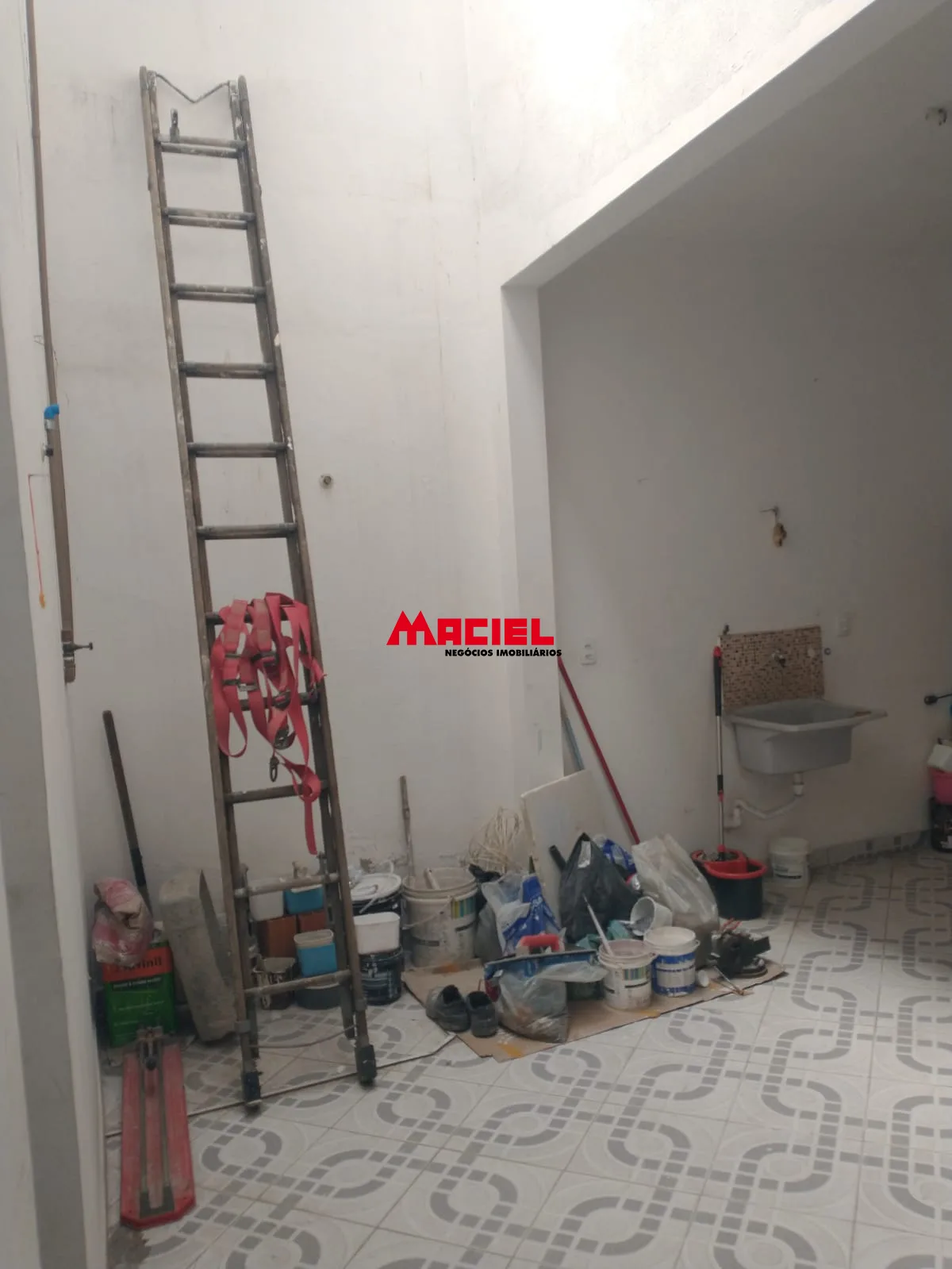 Alugar Casa / Padr&atilde;o em S&atilde;o Jos&eacute; dos Campos R$ 2.800,00 - Foto 48