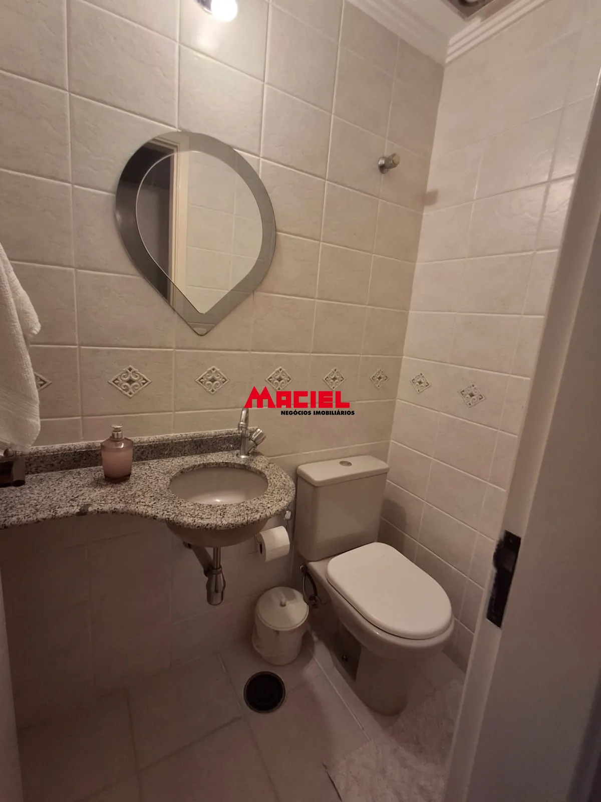 Comprar Apartamento / Padr&atilde;o em S&atilde;o Jos&eacute; dos Campos R$ 1.200.000,00 - Foto 13