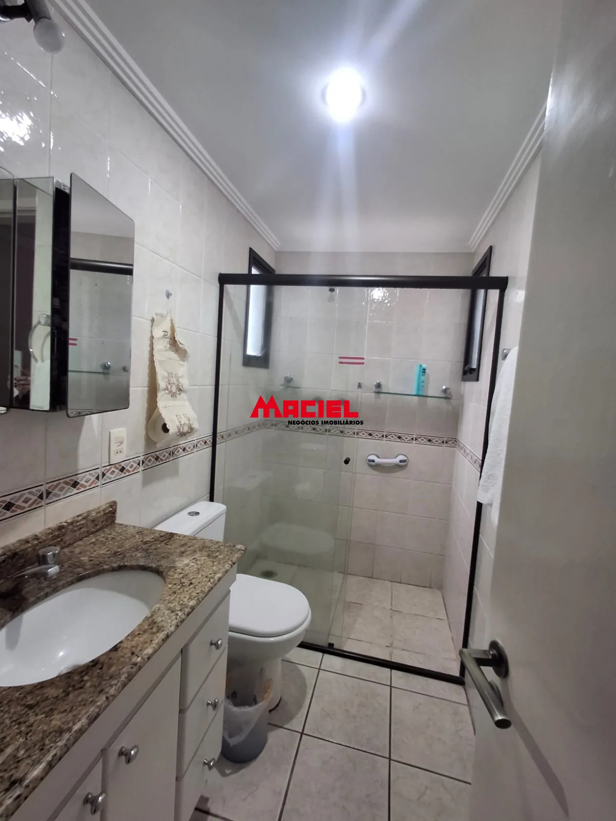 Comprar Apartamento / Padr&atilde;o em S&atilde;o Jos&eacute; dos Campos R$ 1.200.000,00 - Foto 12