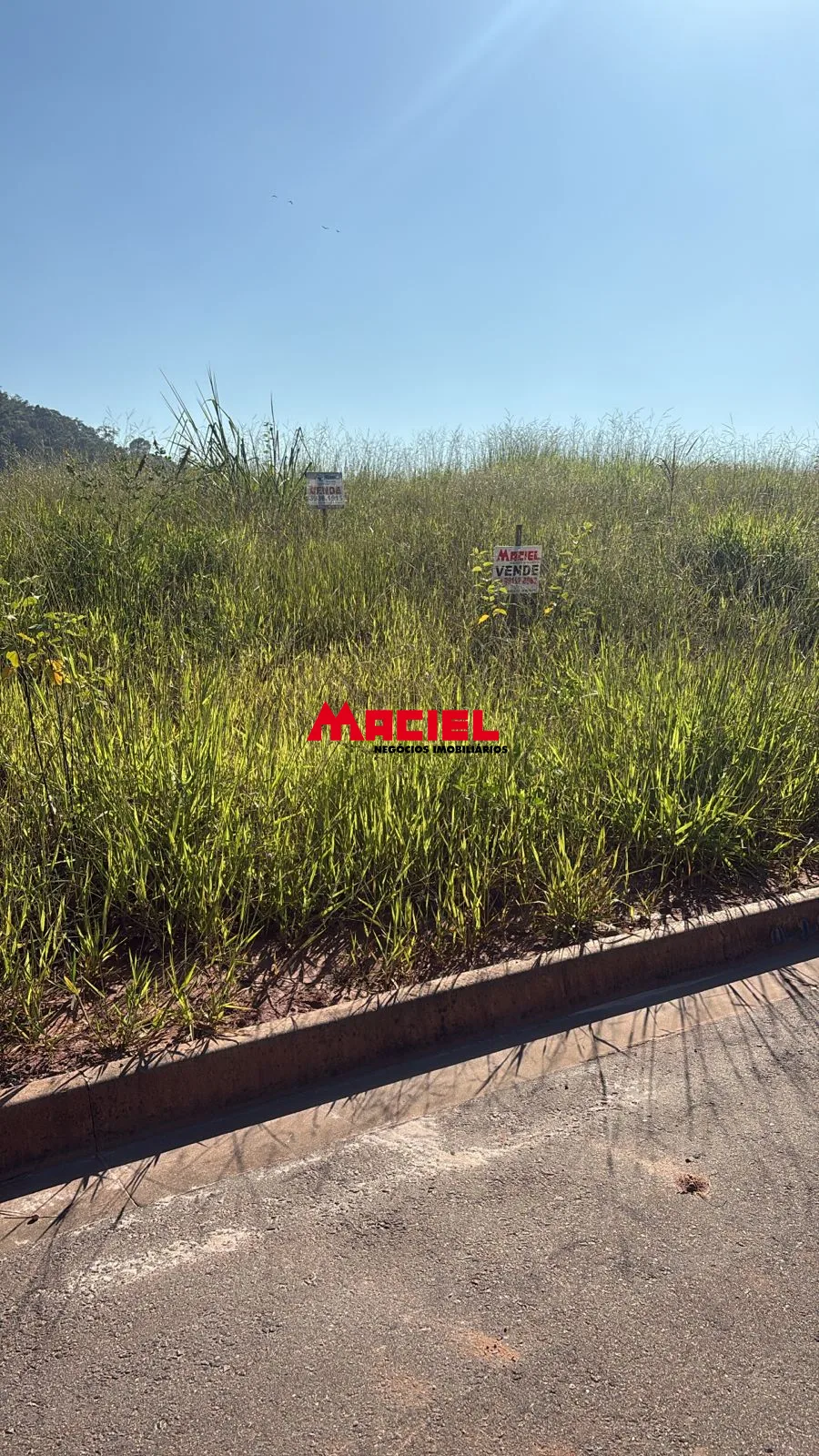 Comprar Terreno / Padr&atilde;o em S&atilde;o Jos&eacute; dos Campos R$ 250.000,00 - Foto 1