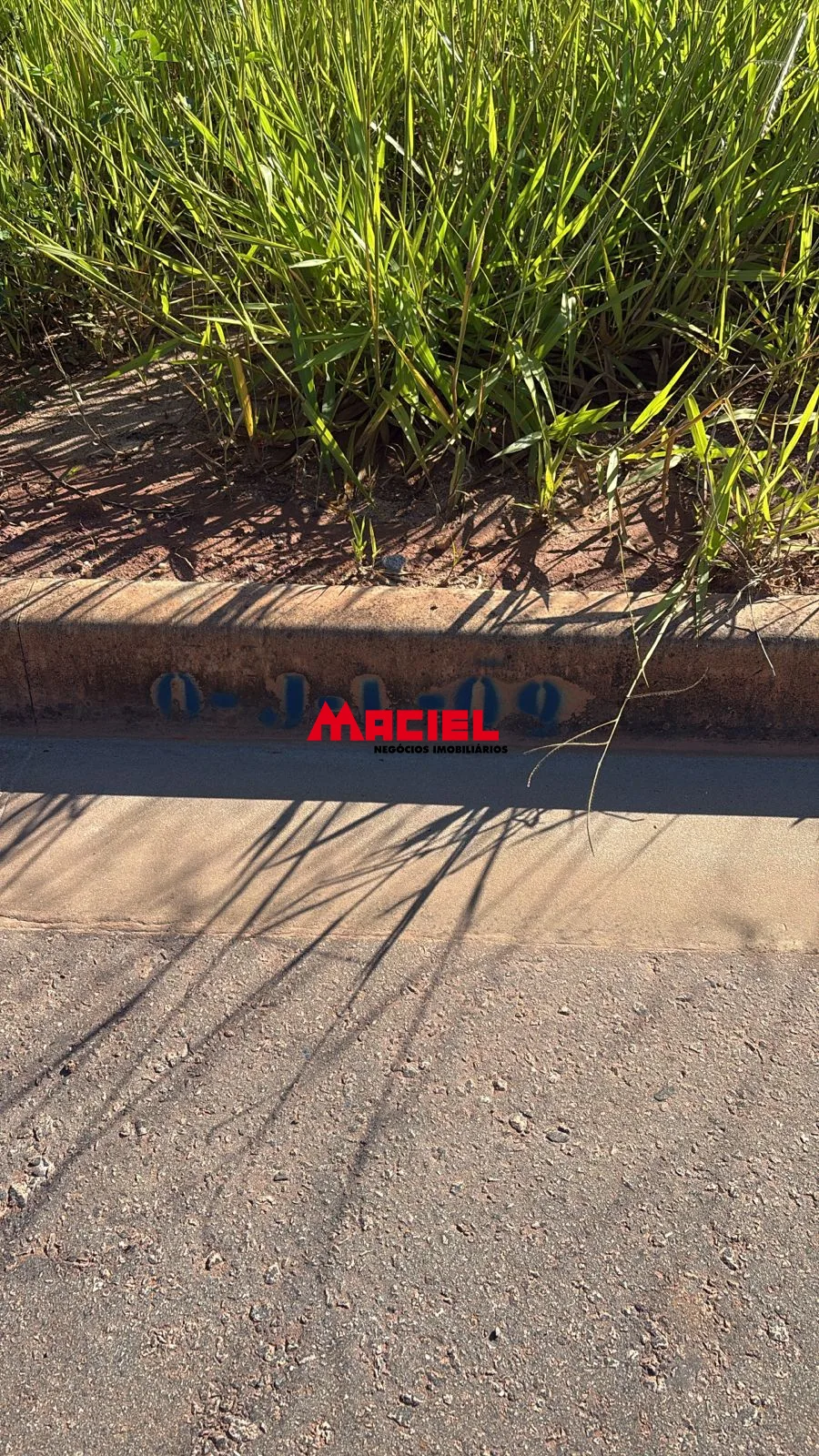 Comprar Terreno / Padr&atilde;o em S&atilde;o Jos&eacute; dos Campos R$ 250.000,00 - Foto 2