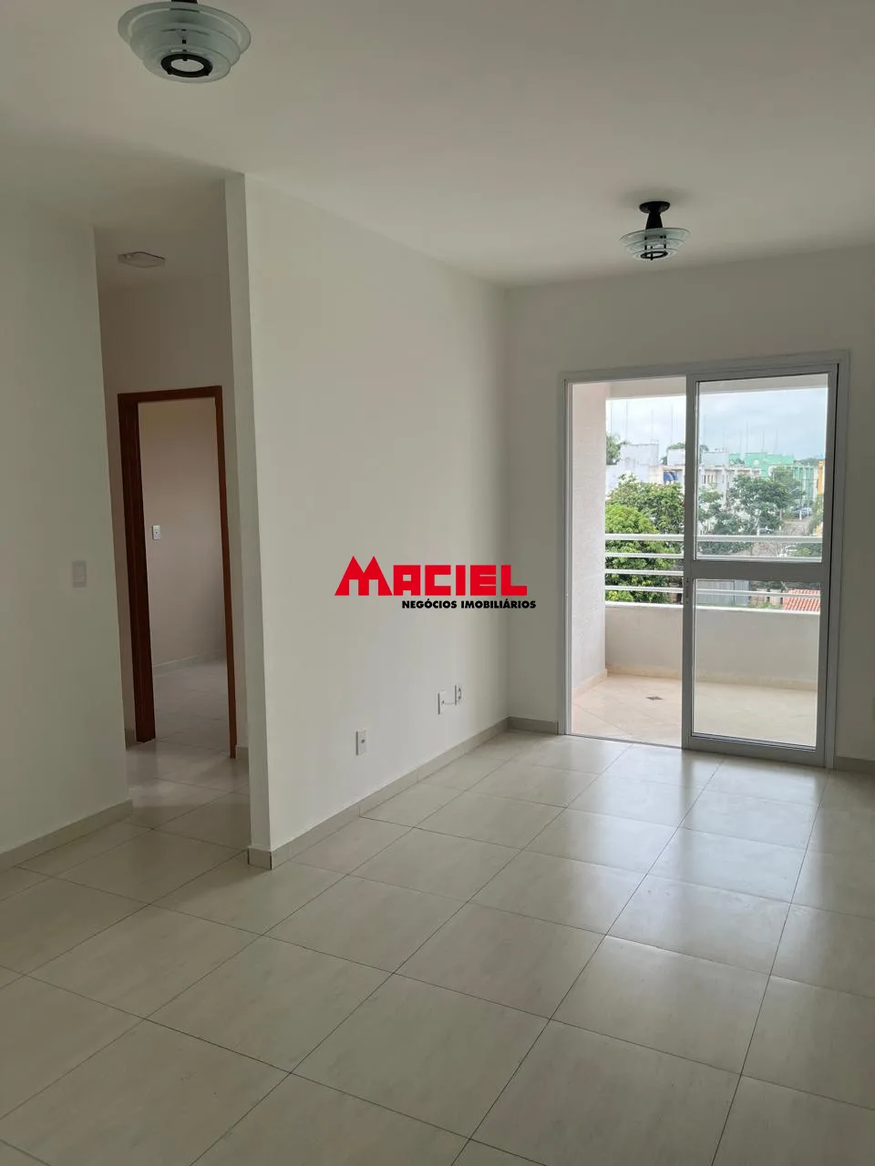 Alugar Apartamento / Padr&atilde;o em S&atilde;o Jos&eacute; dos Campos R$ 2.250,00 - Foto 1