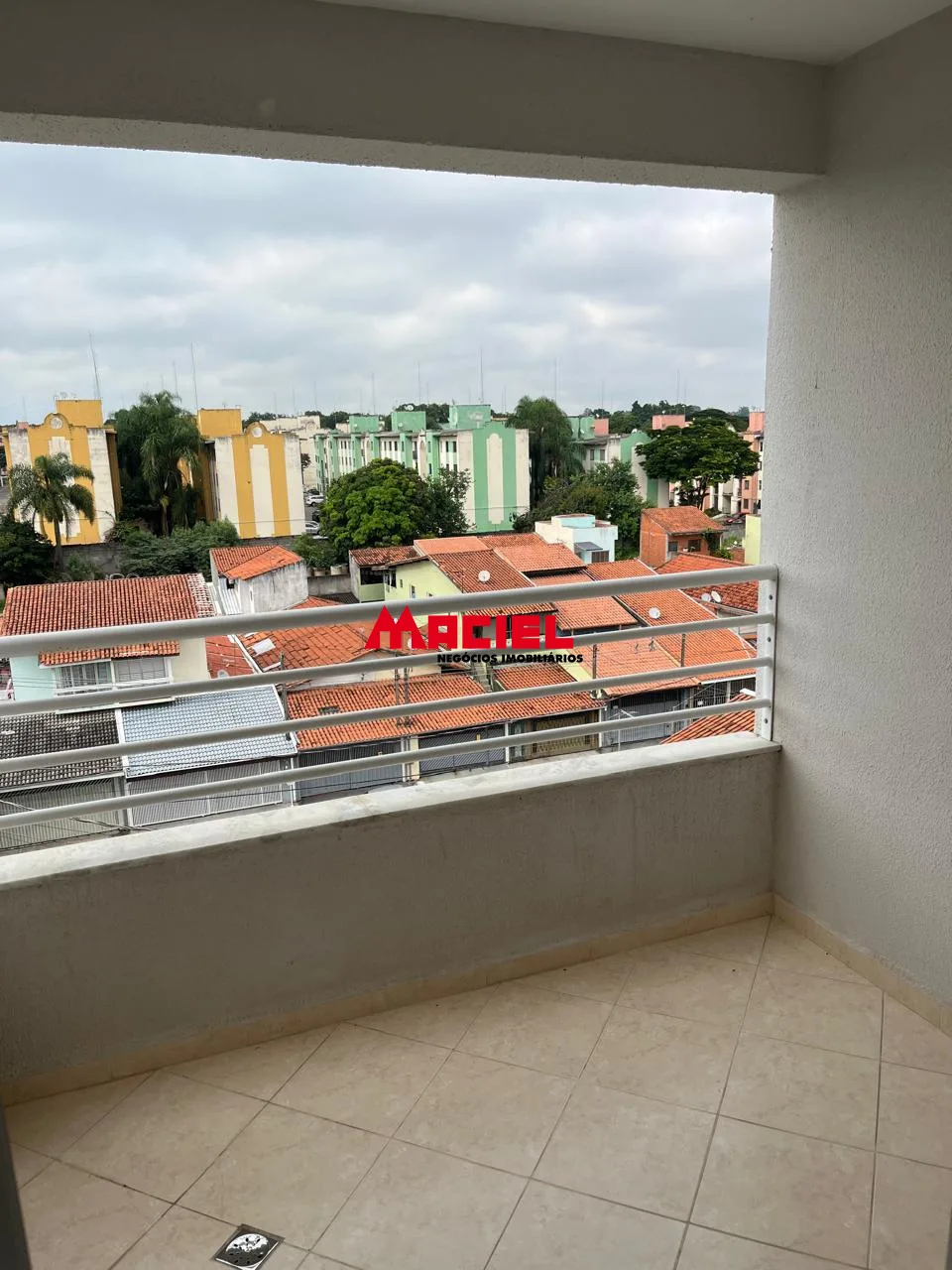 Alugar Apartamento / Padr&atilde;o em S&atilde;o Jos&eacute; dos Campos R$ 2.250,00 - Foto 5