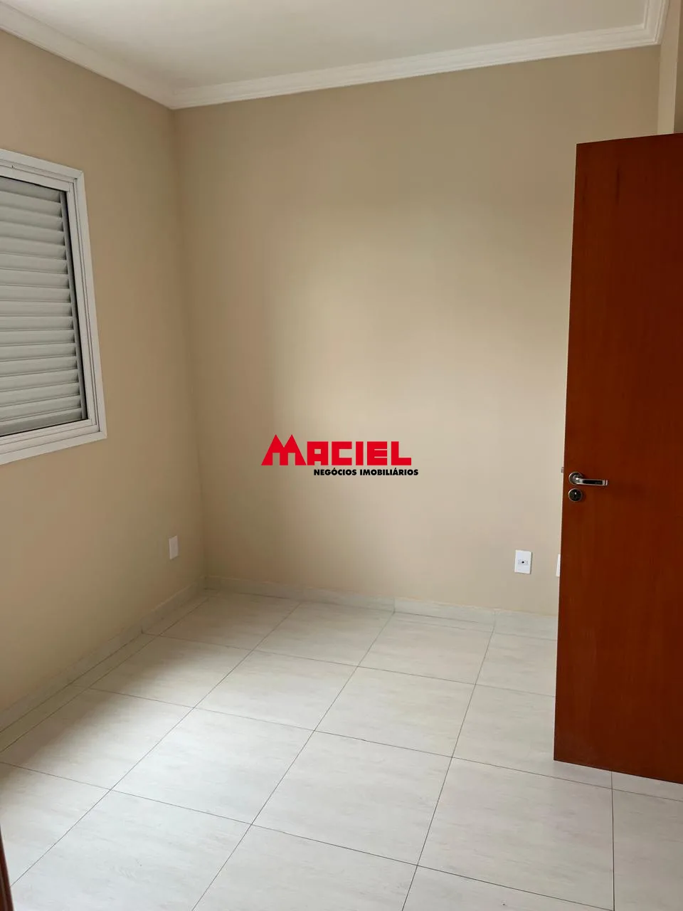 Alugar Apartamento / Padr&atilde;o em S&atilde;o Jos&eacute; dos Campos R$ 2.250,00 - Foto 14
