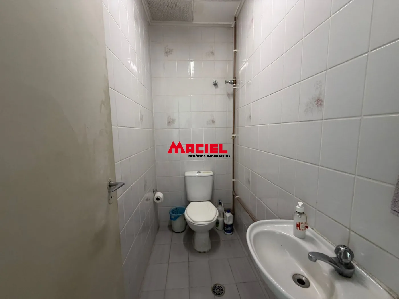 Comprar Comercial / Sala em Edif&iacute;cio/Condom&iacute;nio em S&atilde;o Jos&eacute; dos Campos R$ 130.000,00 - Foto 8